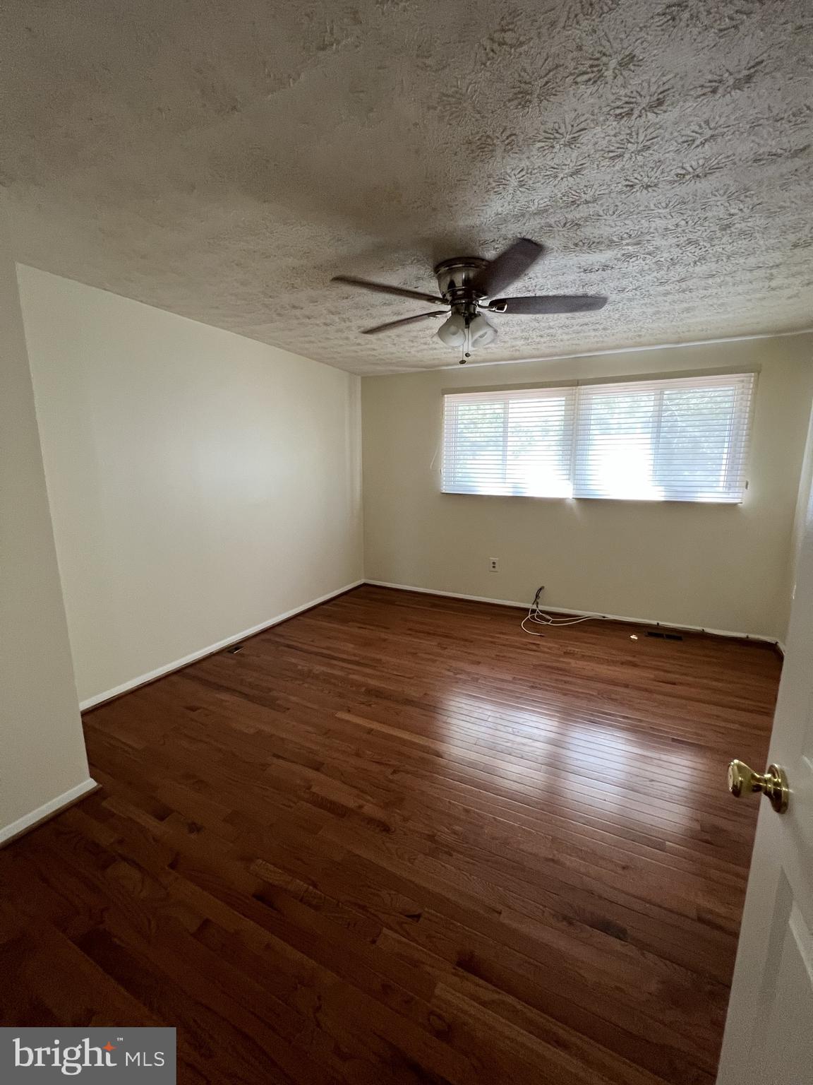 WESTHAMPTON TOWNHOUSES P - Residential Lease