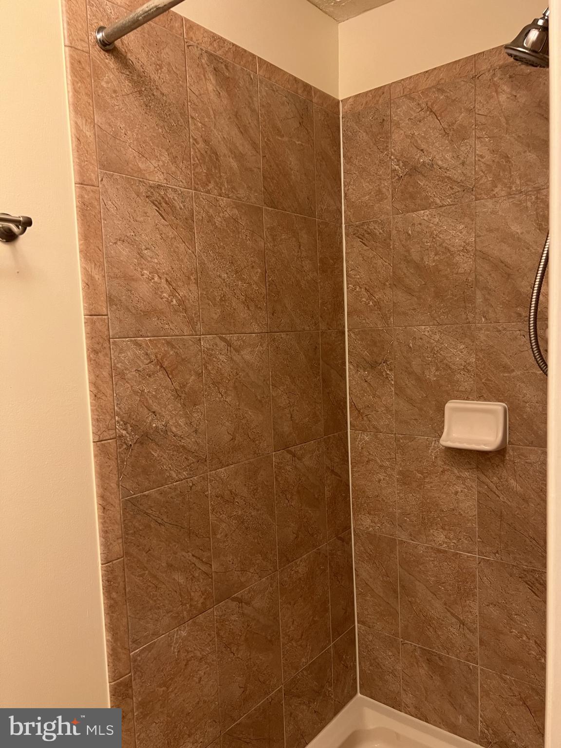 WESTHAMPTON TOWNHOUSES P - Residential Lease