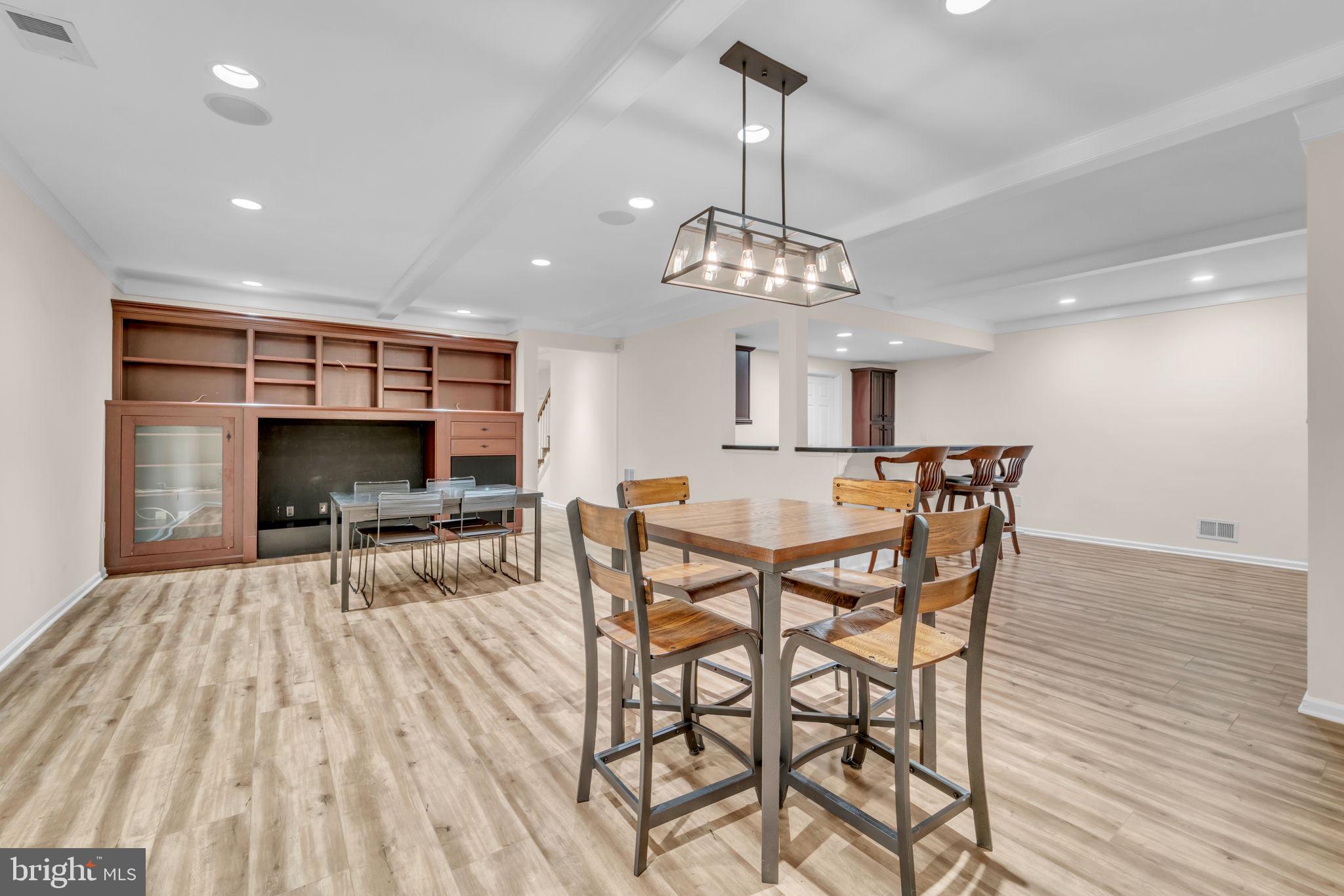 RIVERHILL - Residential