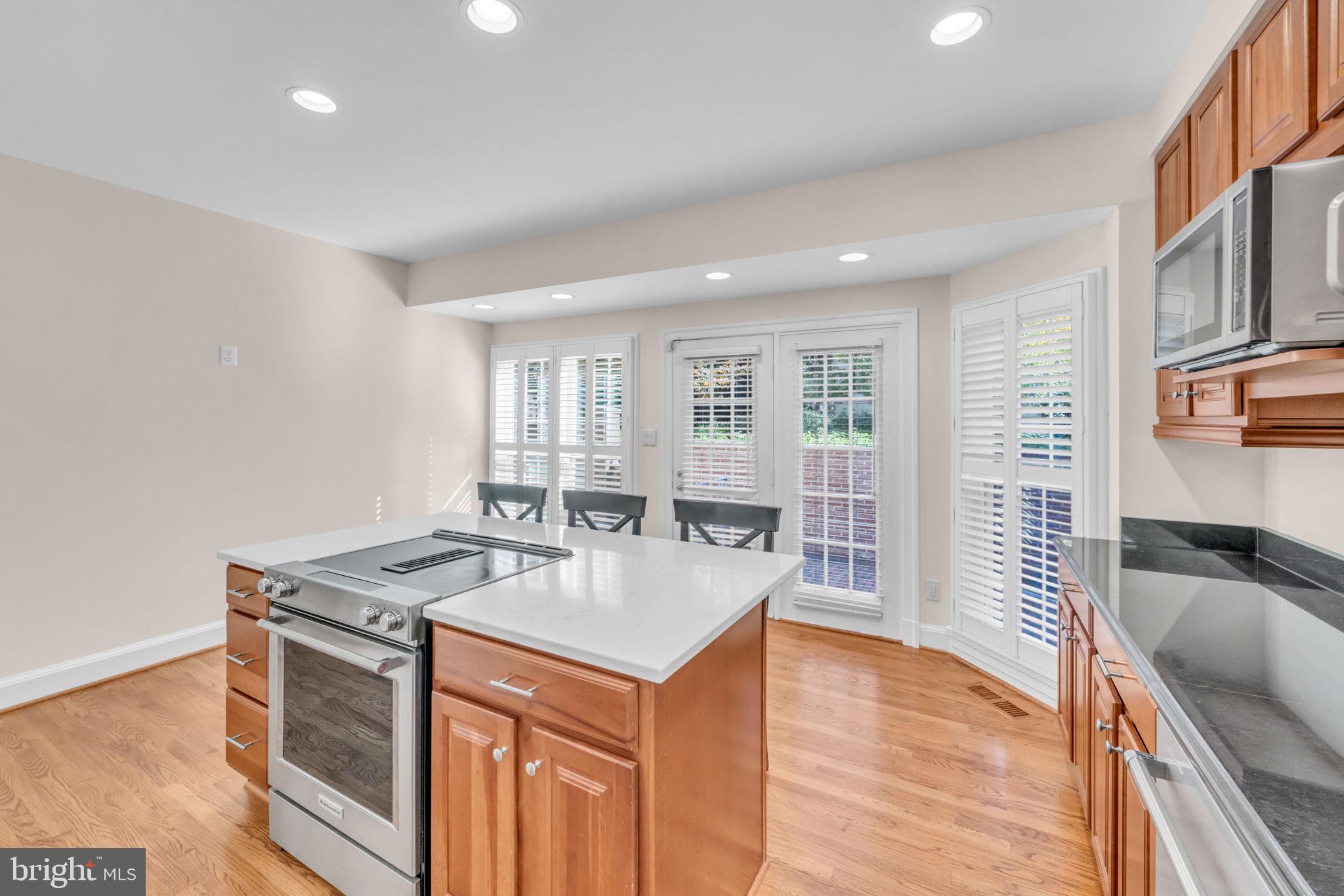 RIVERHILL - Residential