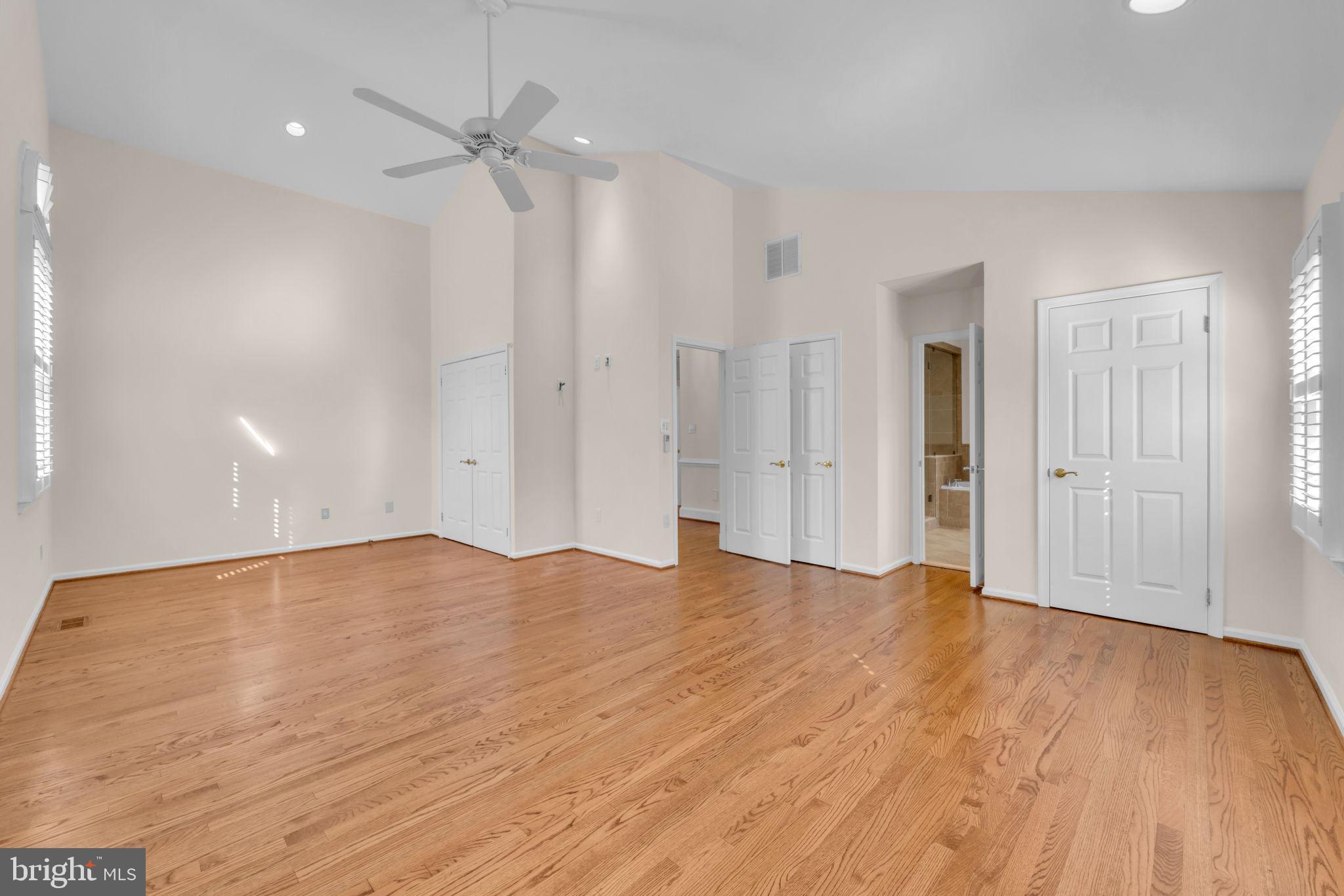 RIVERHILL - Residential