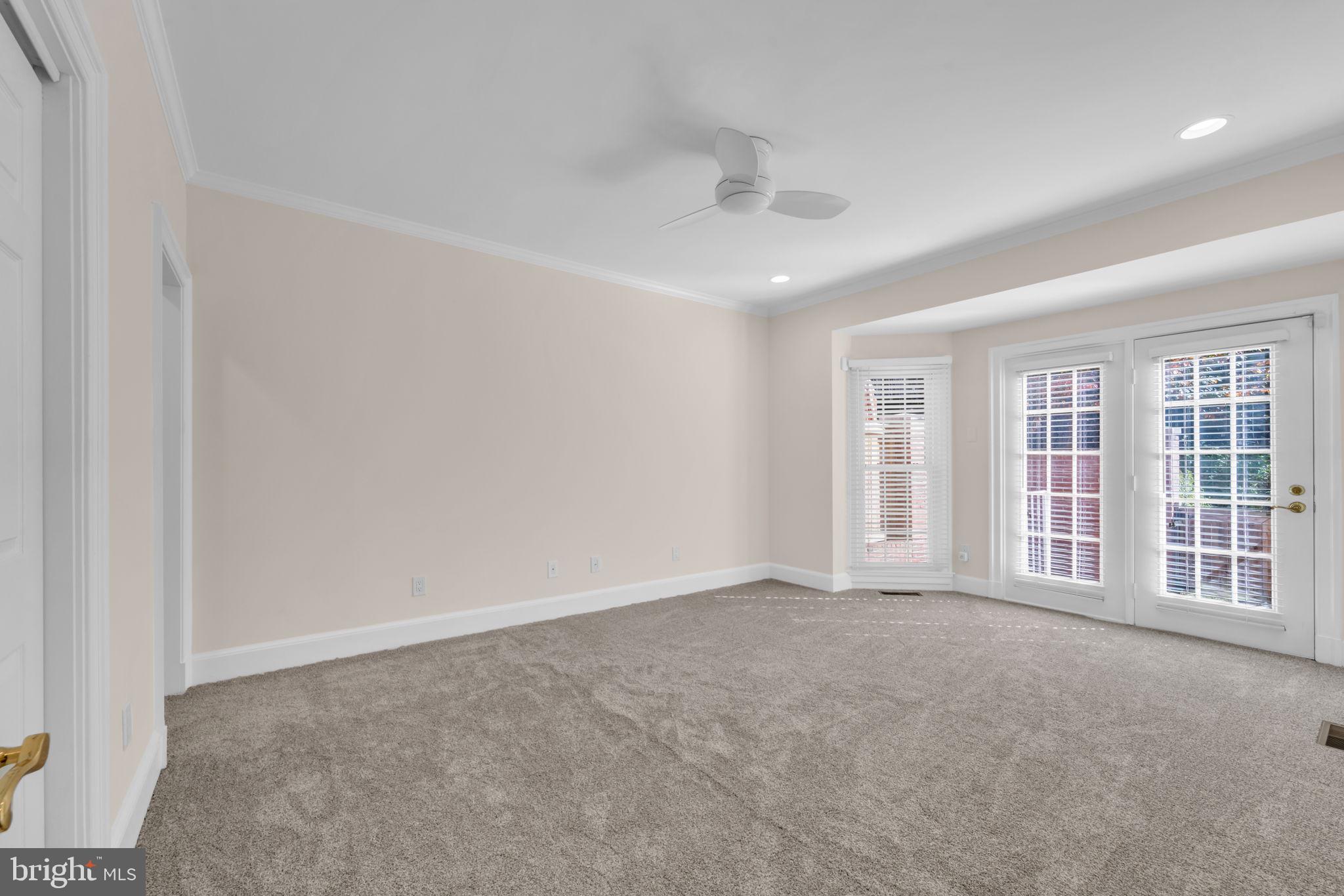 RIVERHILL - Residential