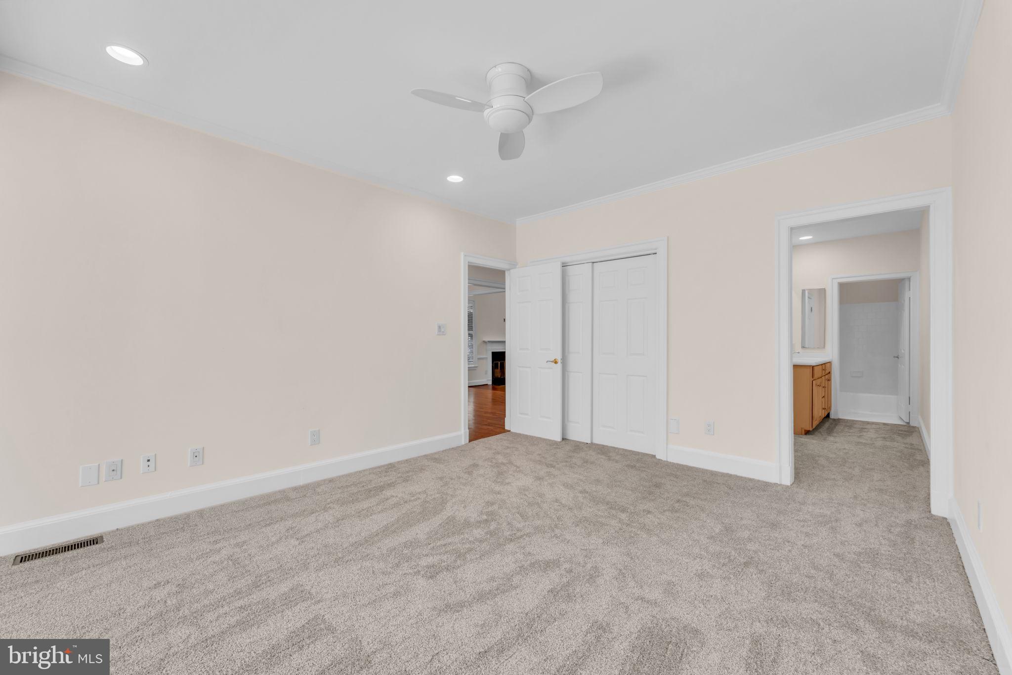 RIVERHILL - Residential