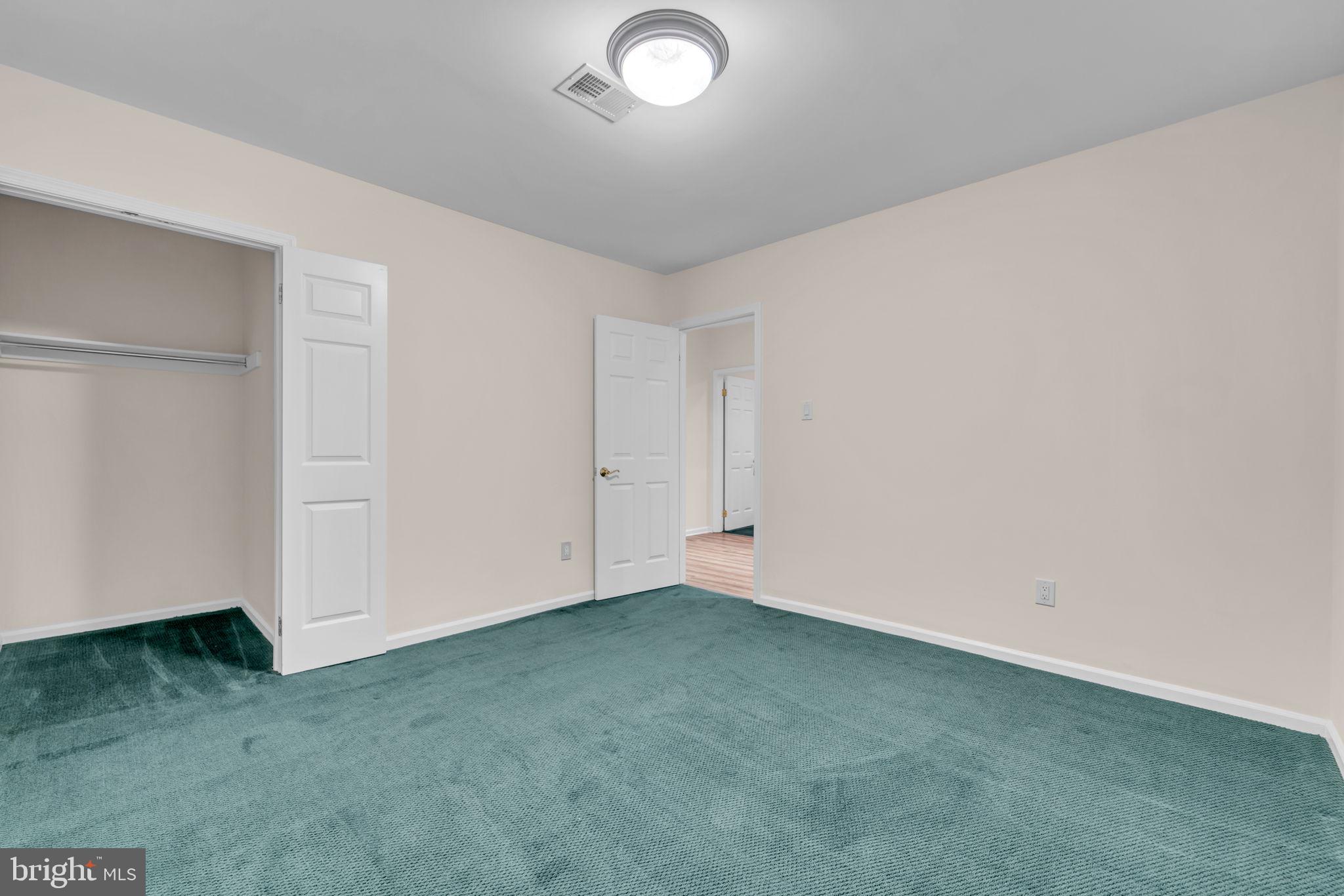 RIVERHILL - Residential