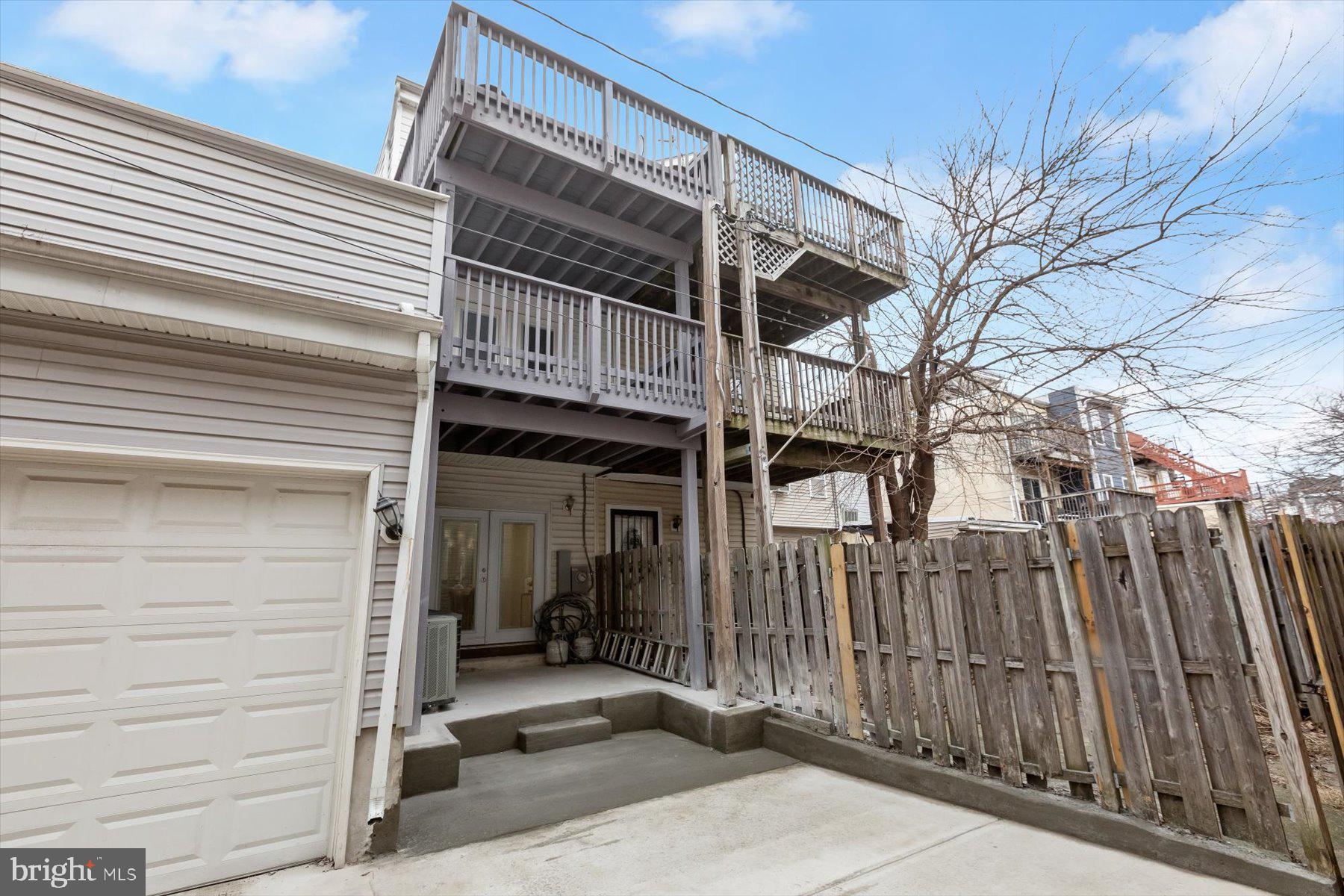 SOUTH BALTIMORE - Residential