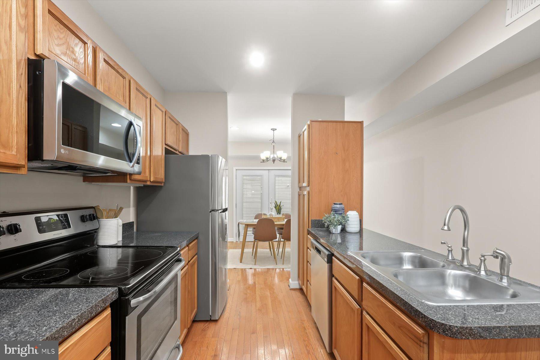 SOUTH BALTIMORE - Residential