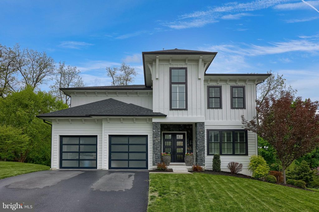 Photo of 379 Spring Haven Drive, LANCASTER, PA 17601 (MLS # PALA2086638)