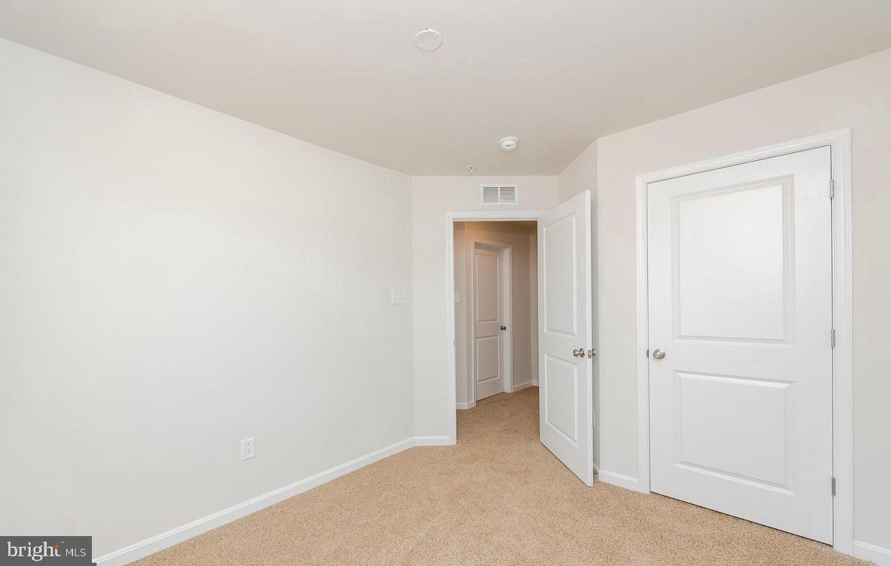 WOODMORE OVERLOOK - Residential