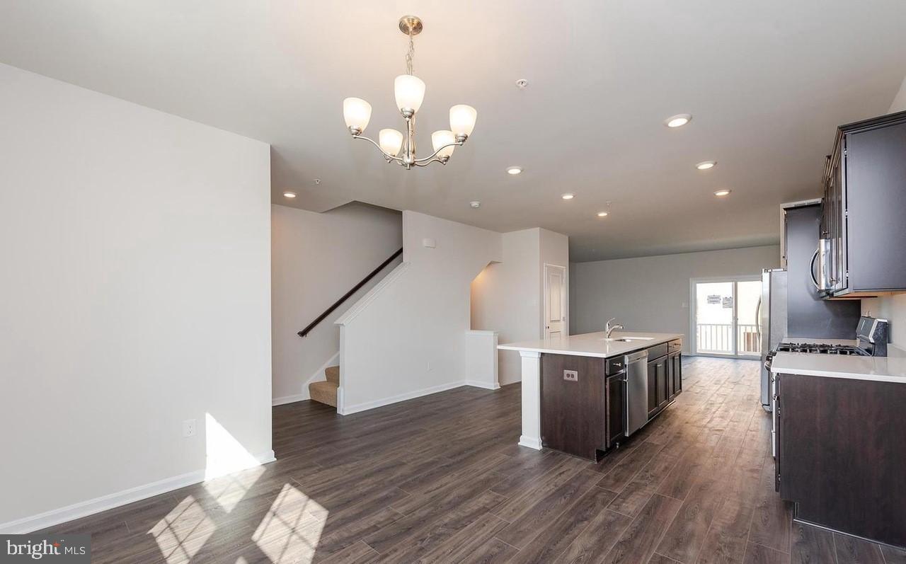 WOODMORE OVERLOOK - Residential