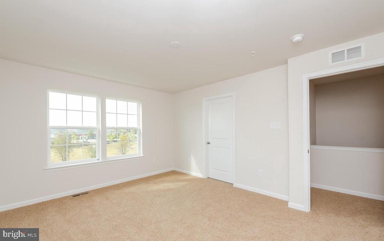 WOODMORE OVERLOOK - Residential