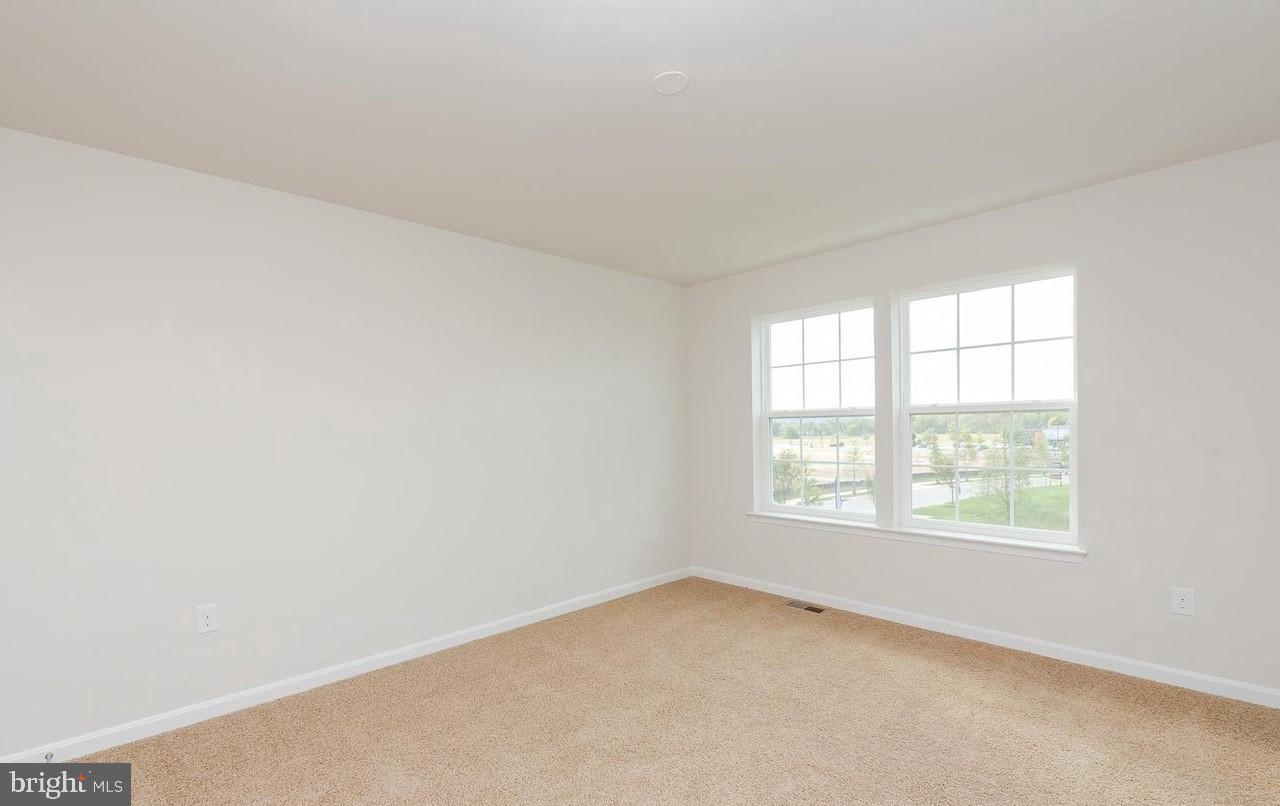 WOODMORE OVERLOOK - Residential