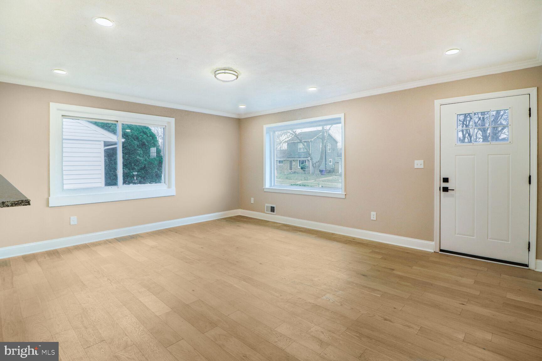 FAIRLAWN - Residential