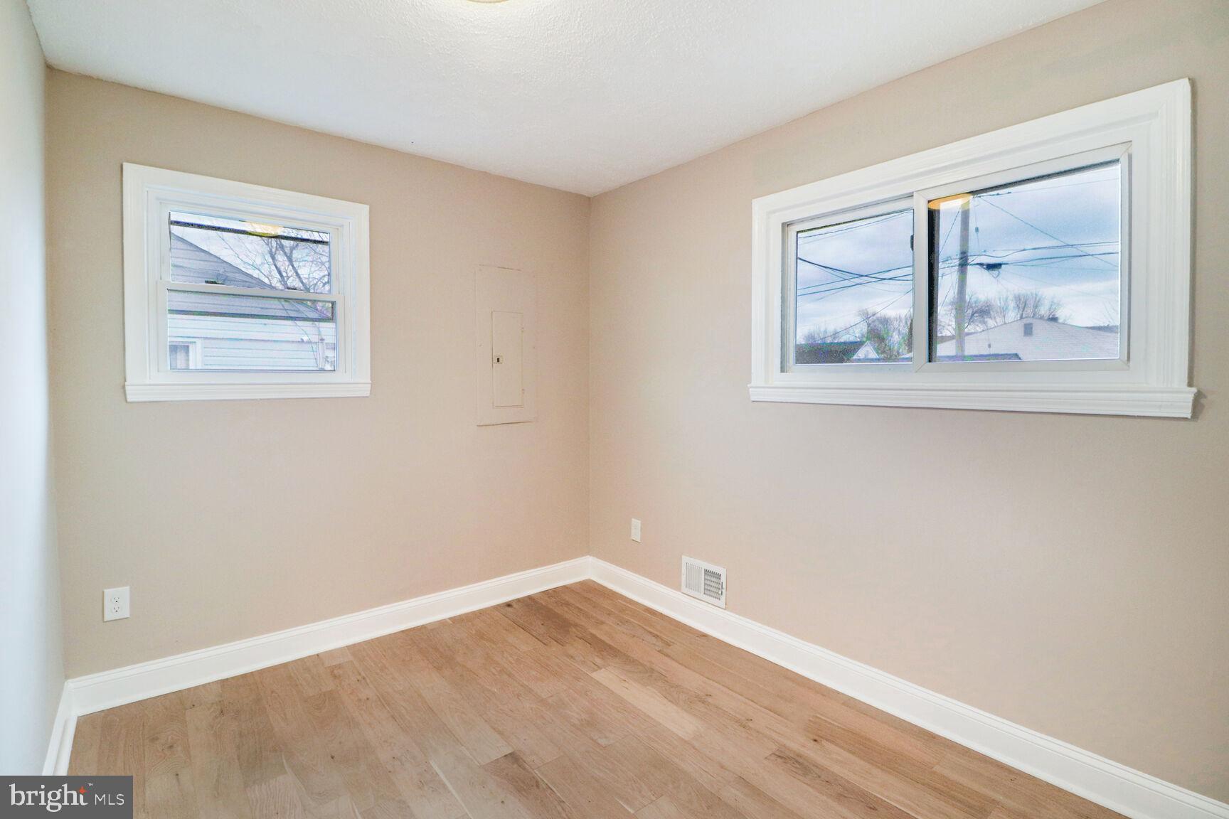 FAIRLAWN - Residential