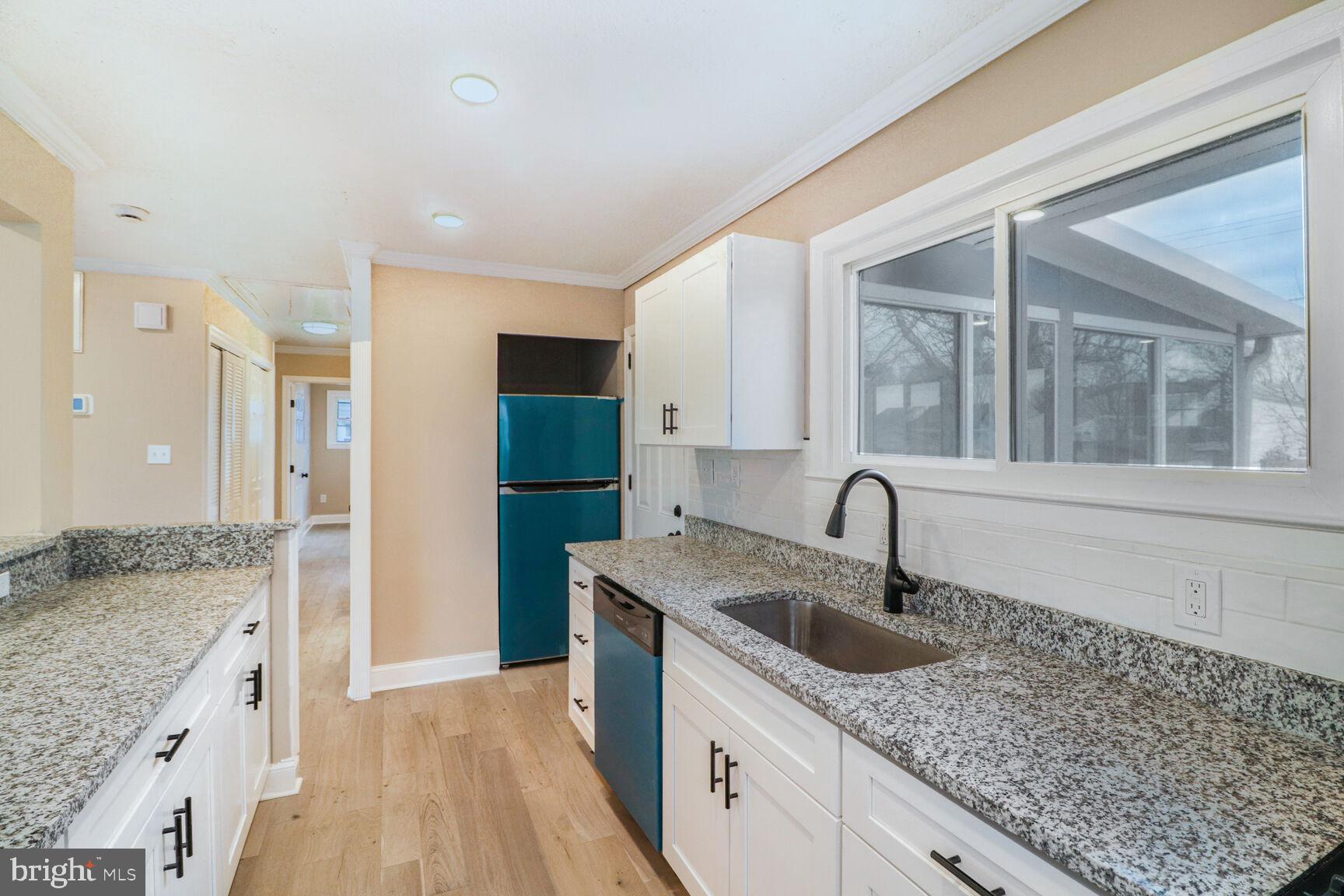 FAIRLAWN - Residential