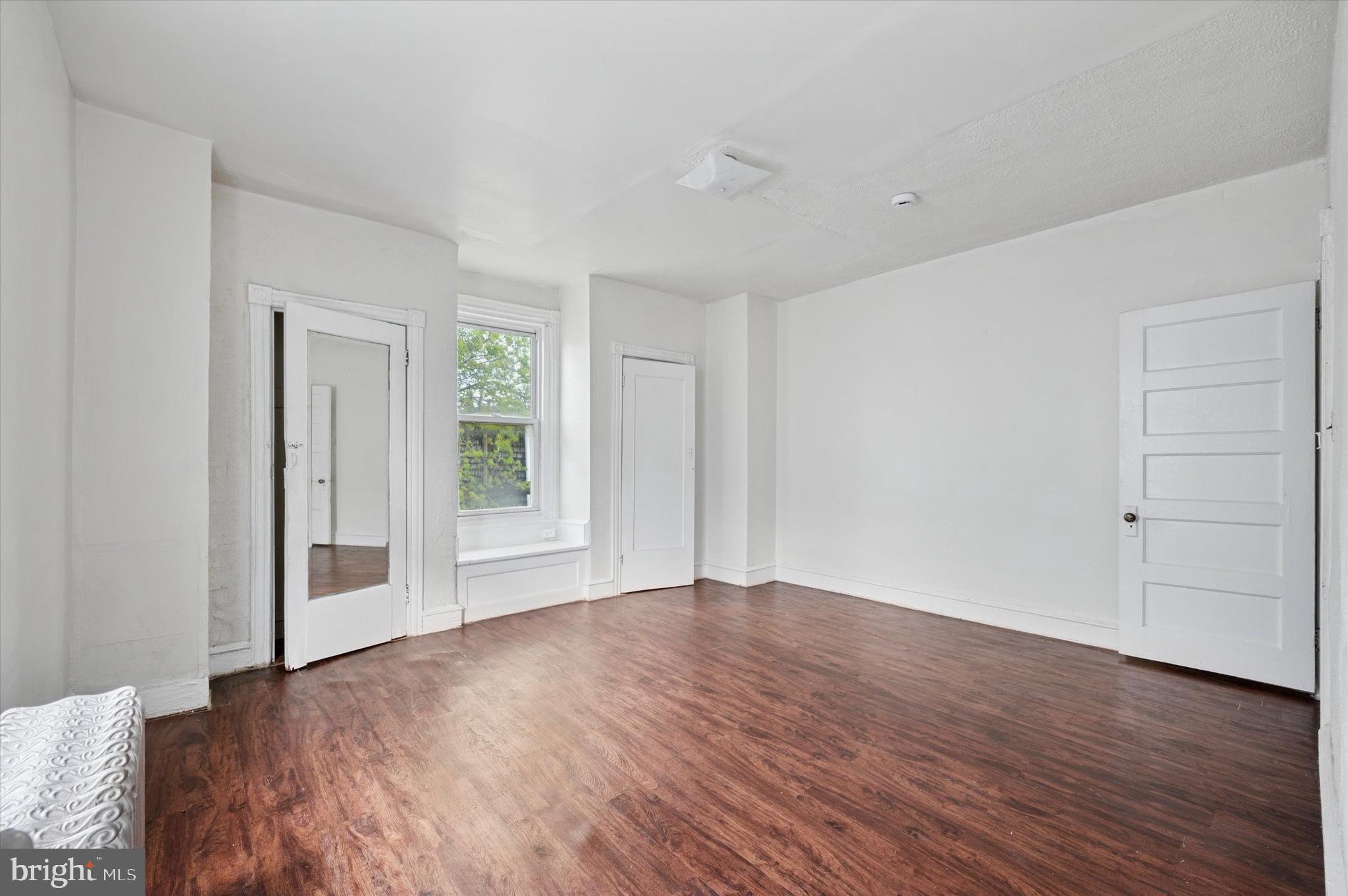 LOGAN - Residential Lease