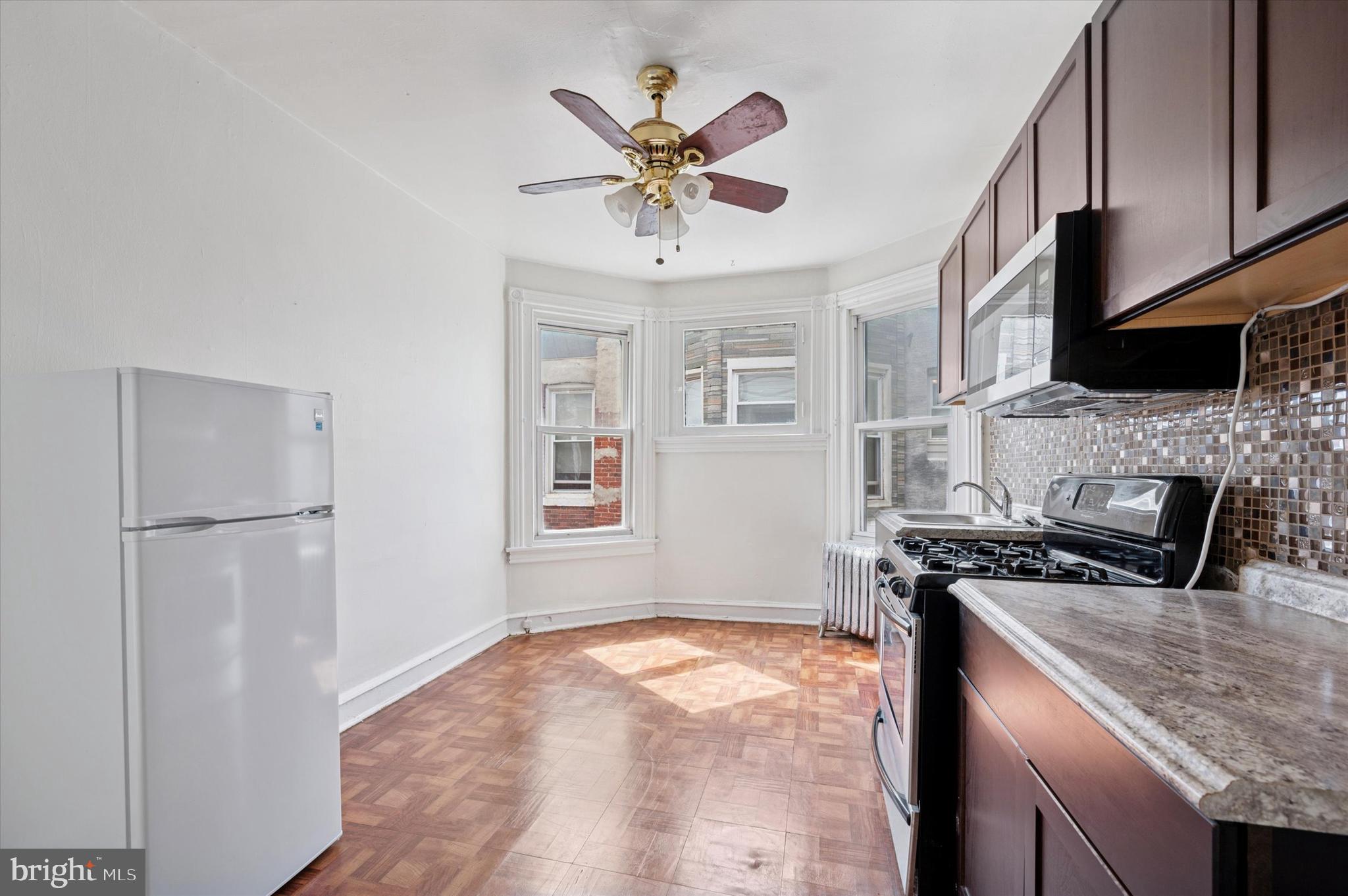 LOGAN - Residential Lease