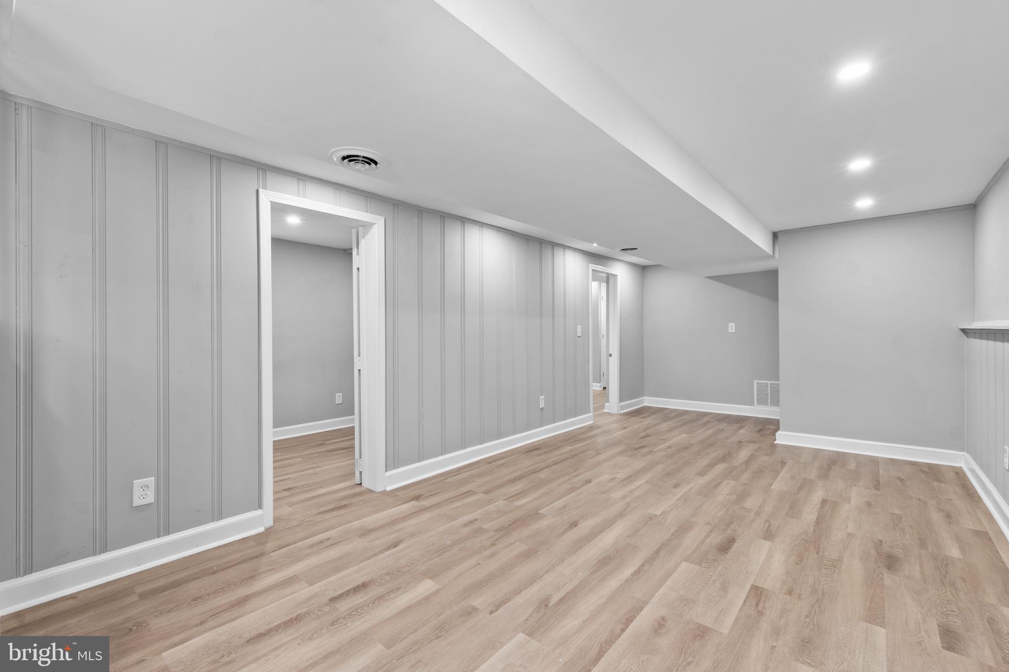 TEMPLE HILLS - Residential