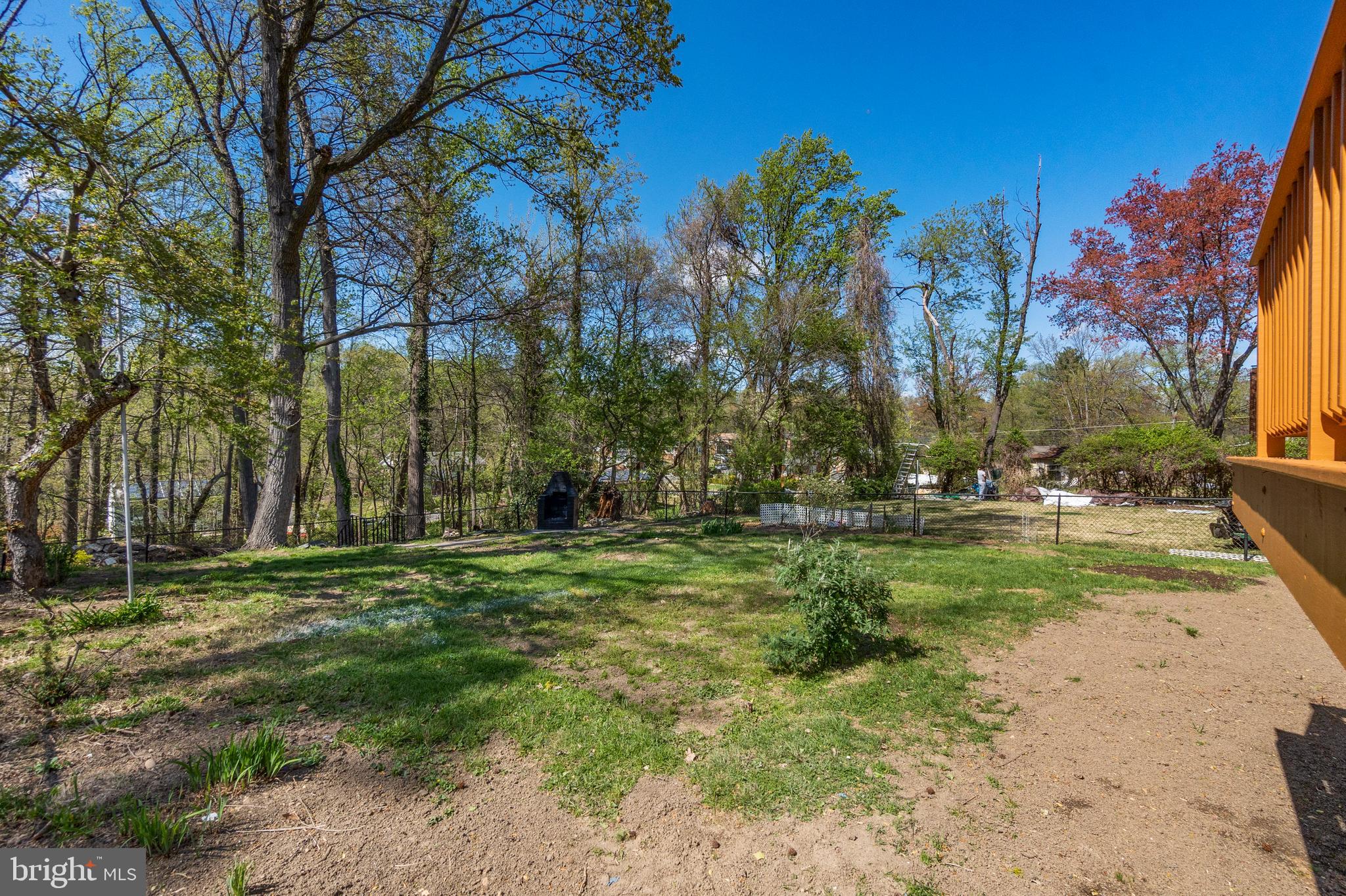 TEMPLE HILLS - Residential