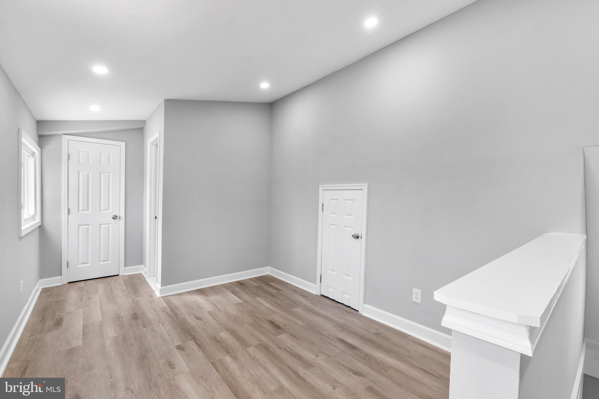 TEMPLE HILLS - Residential