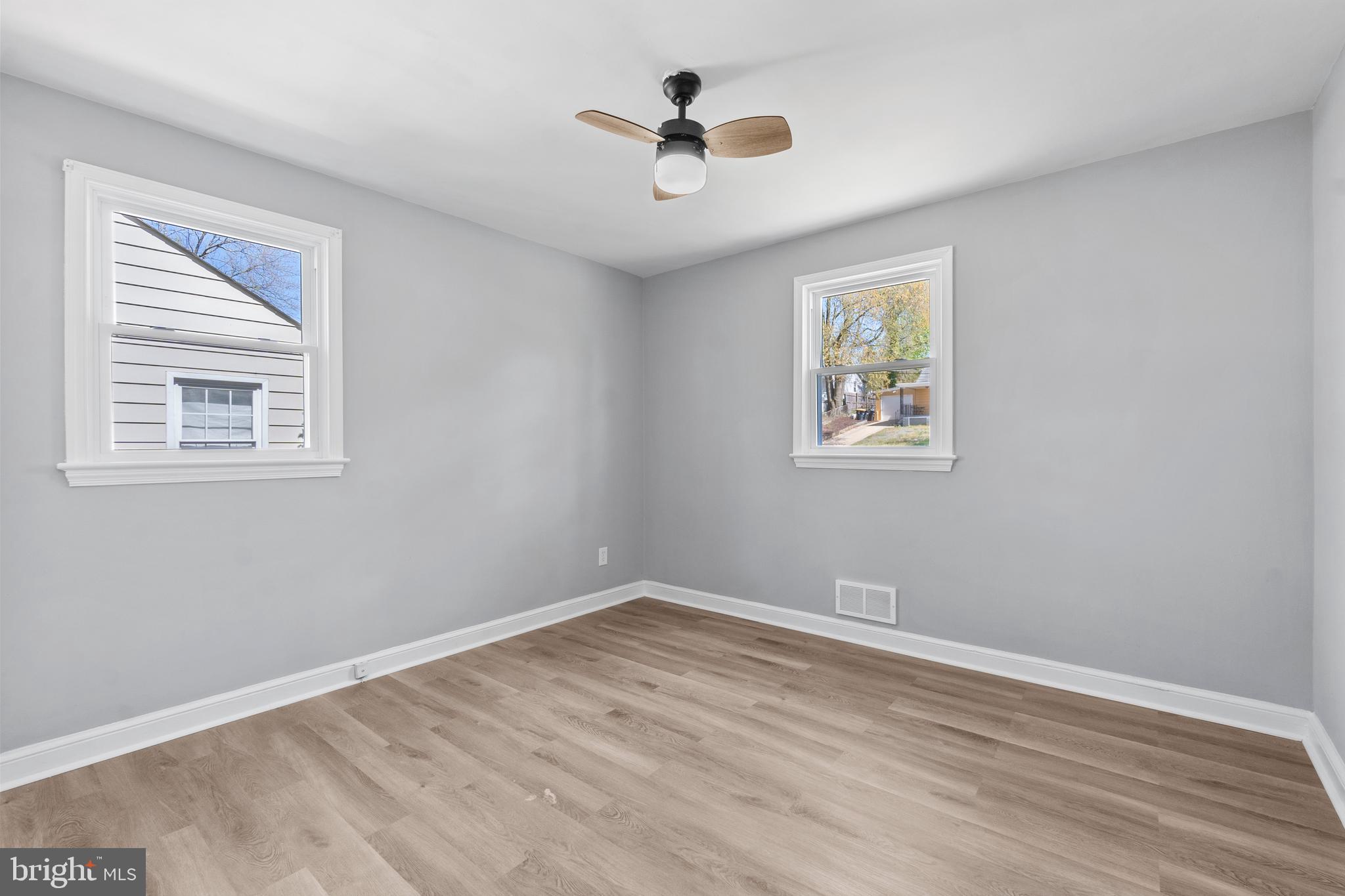 TEMPLE HILLS - Residential