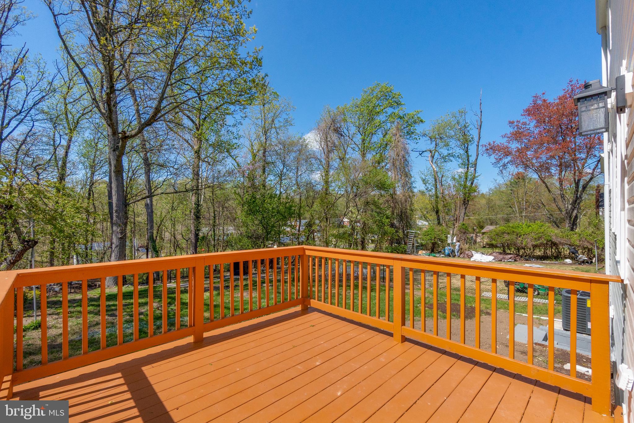 TEMPLE HILLS - Residential