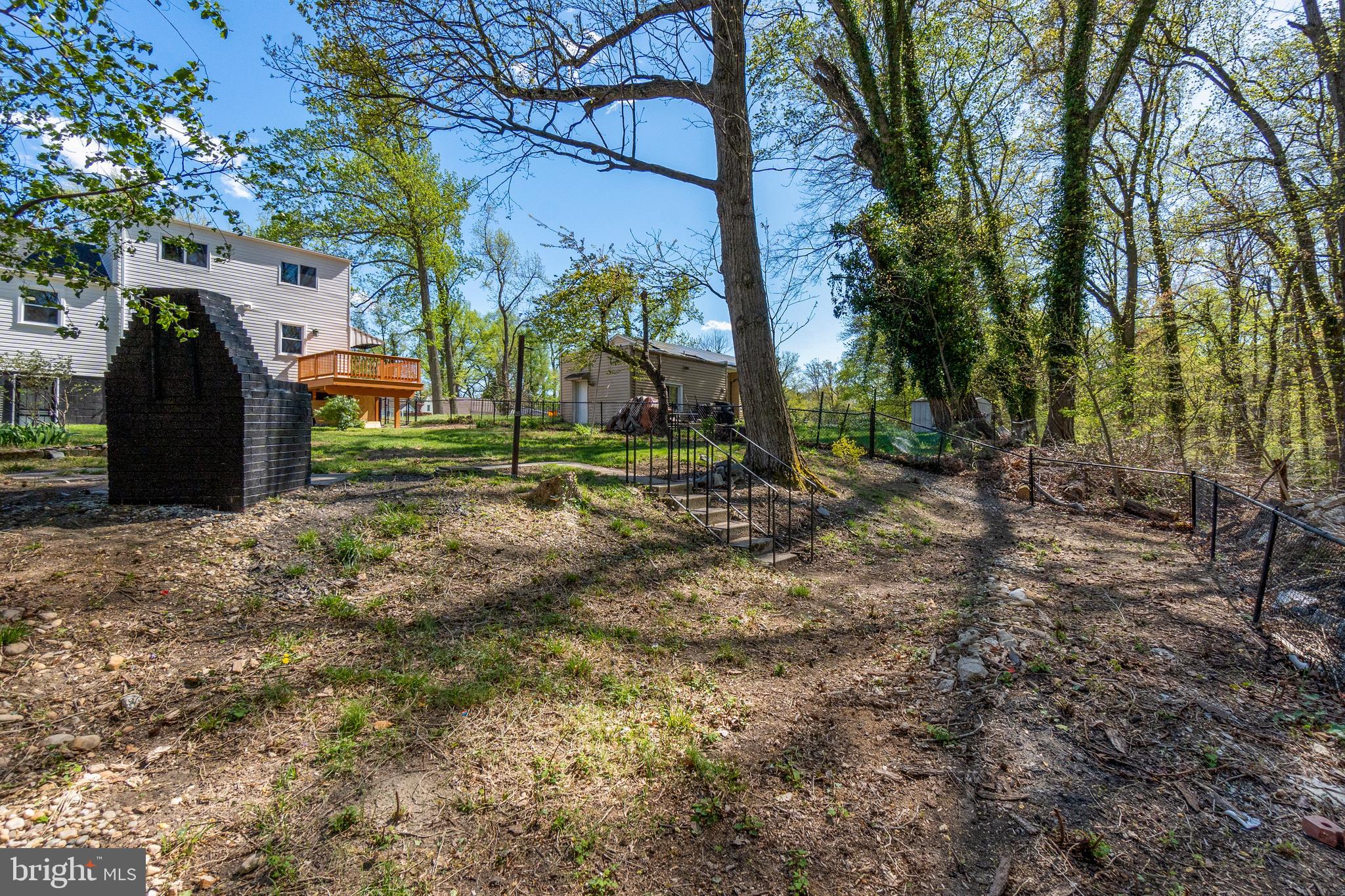 TEMPLE HILLS - Residential