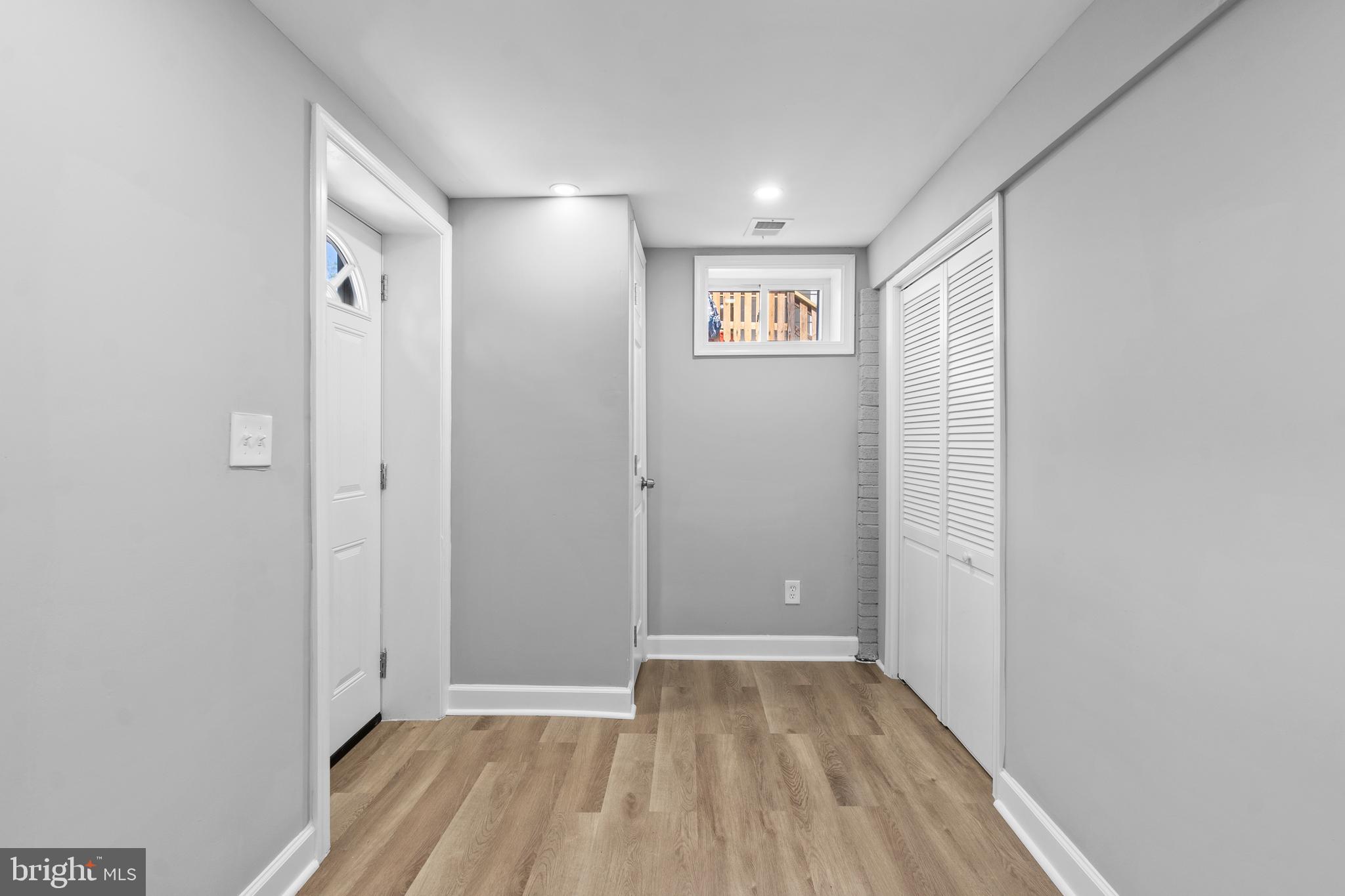 TEMPLE HILLS - Residential