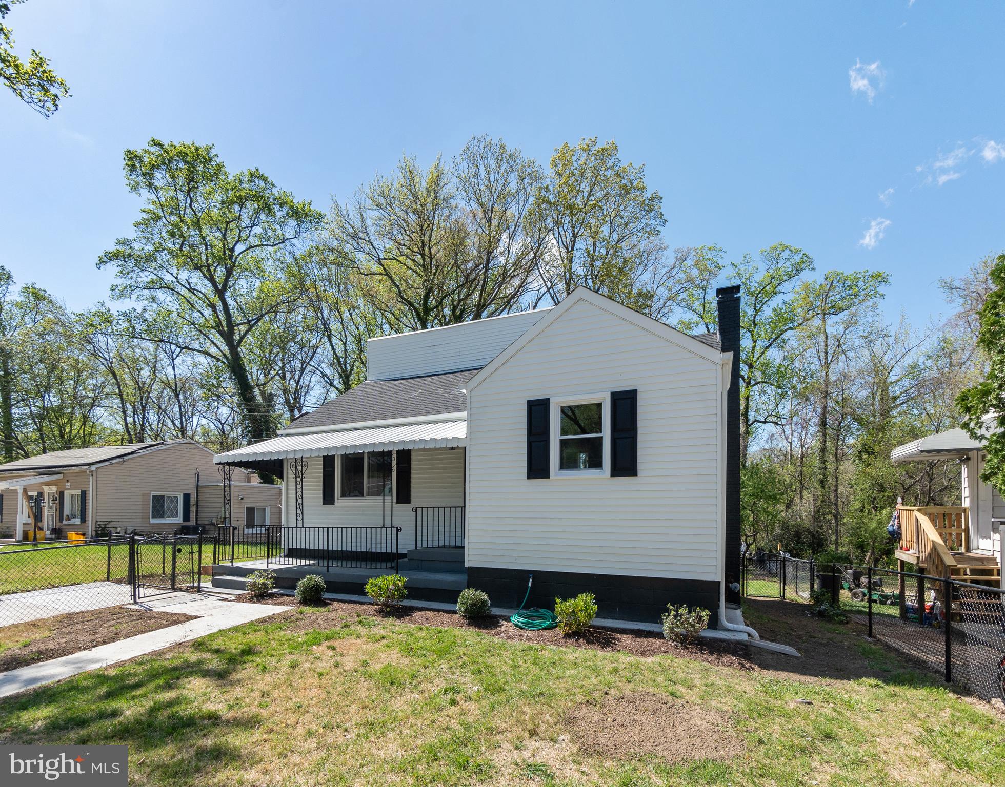 TEMPLE HILLS - Residential