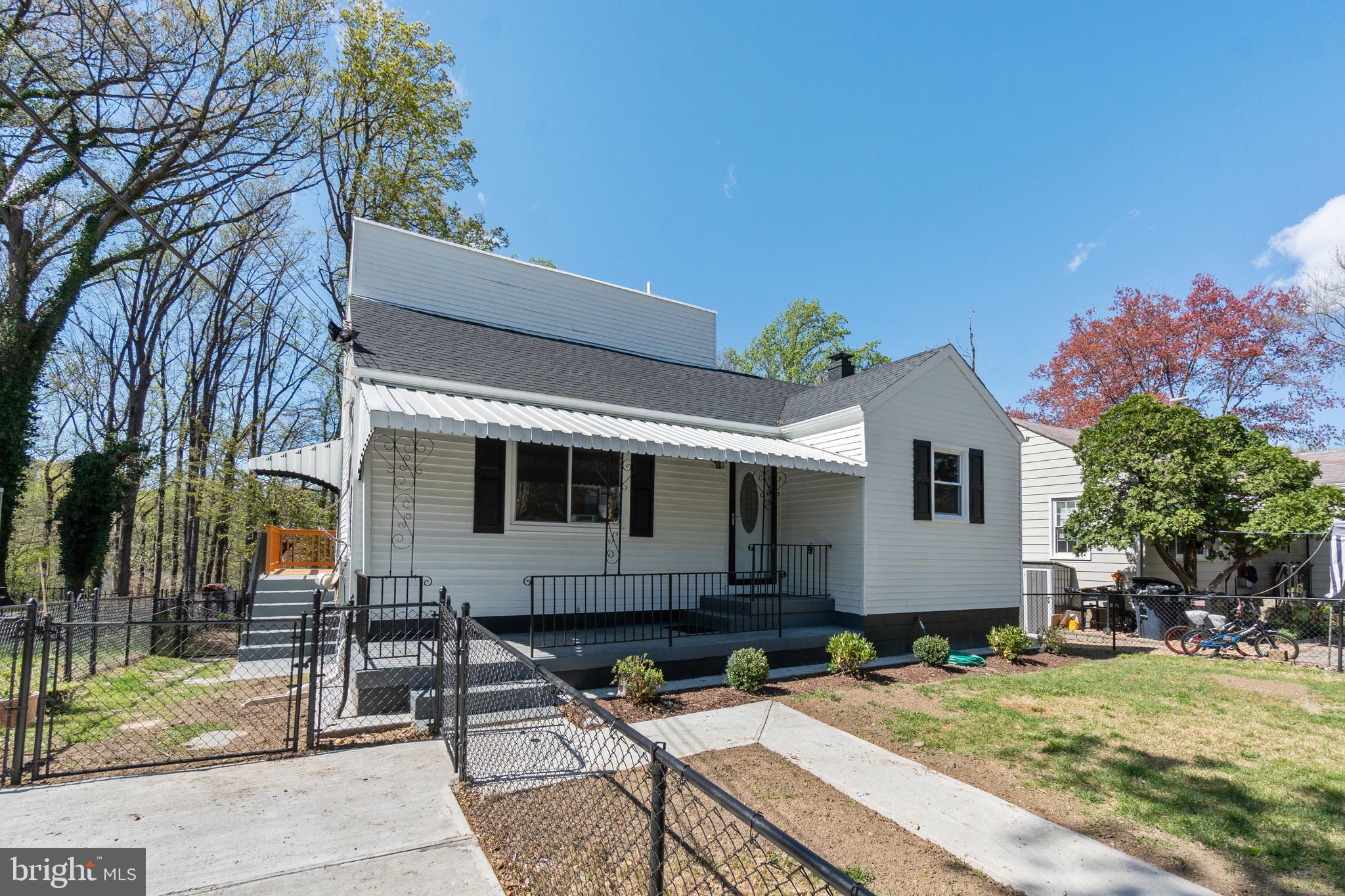 TEMPLE HILLS - Residential