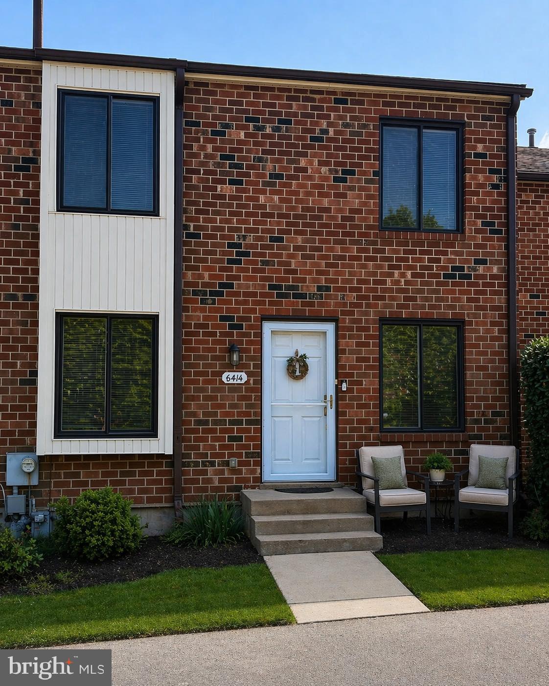 HILLTOP SUMMIT - Residential