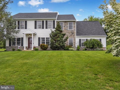 407 HARMONY LANE DOUGLASSVILLE PA 19518