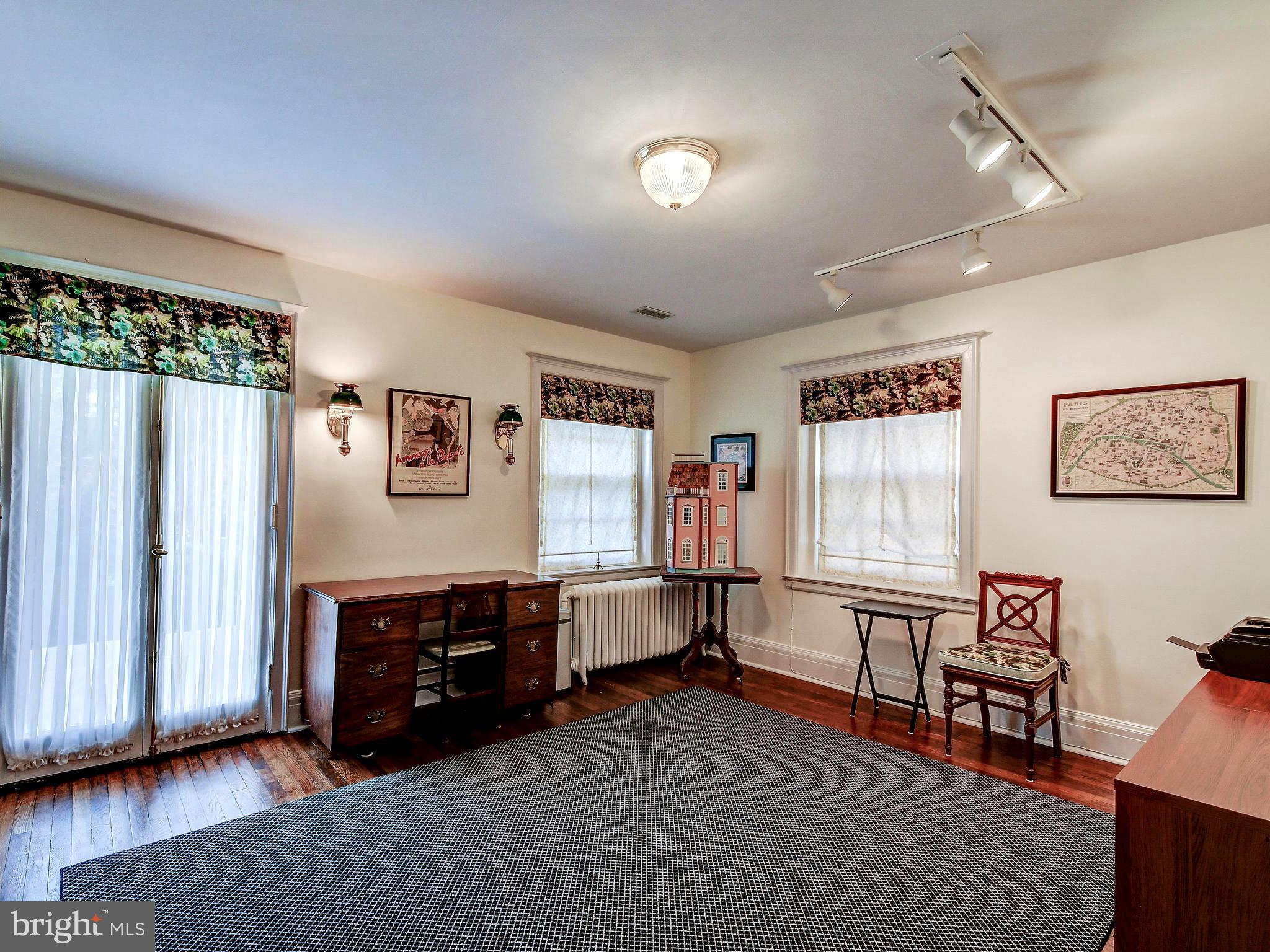 GUILFORD - Residential