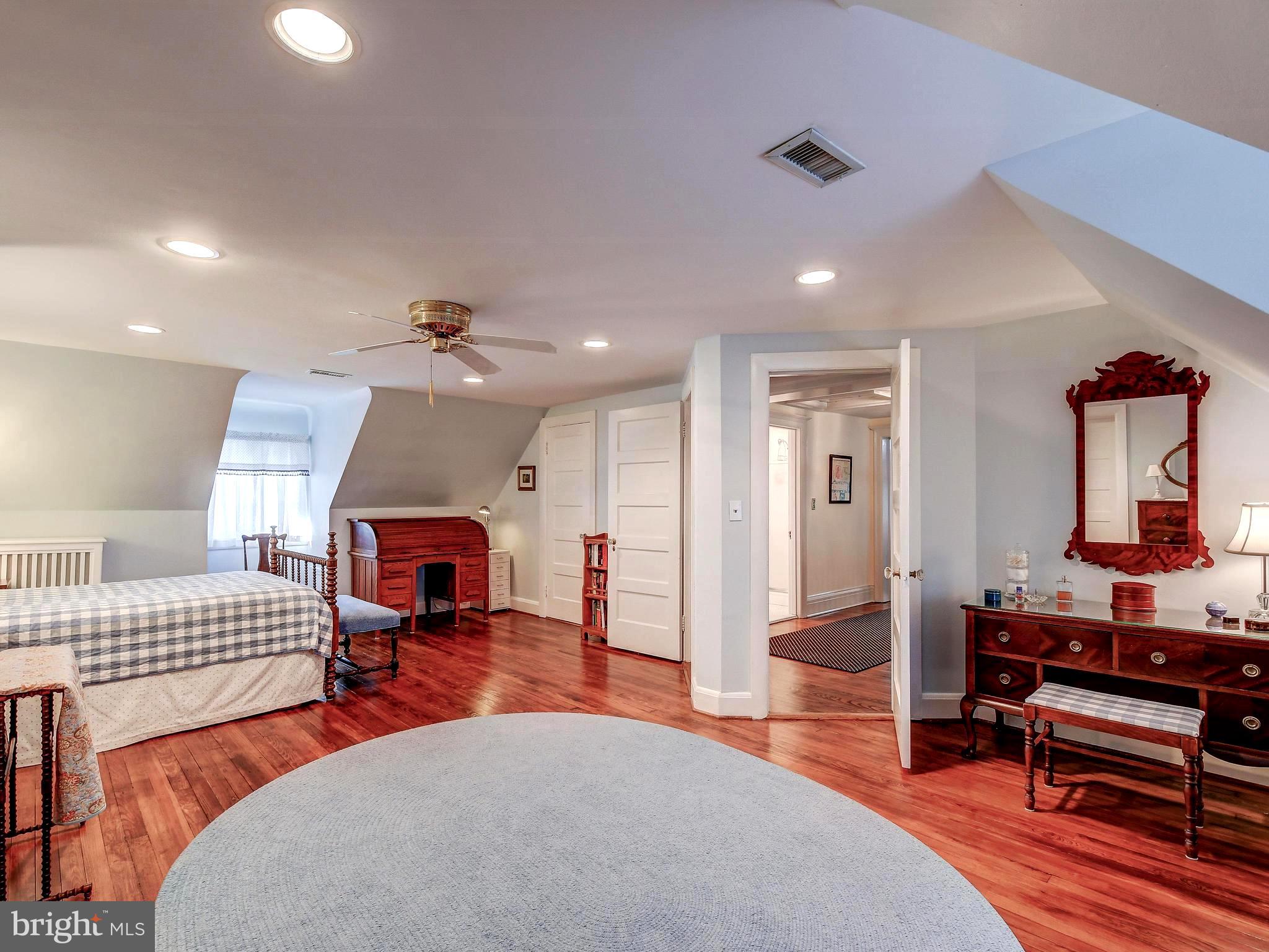 GUILFORD - Residential