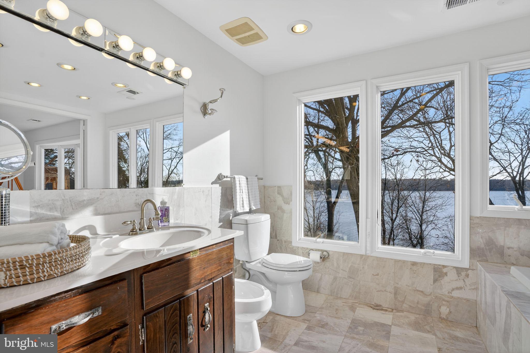 INDIAN QUEEN OVERLOOK - Residential