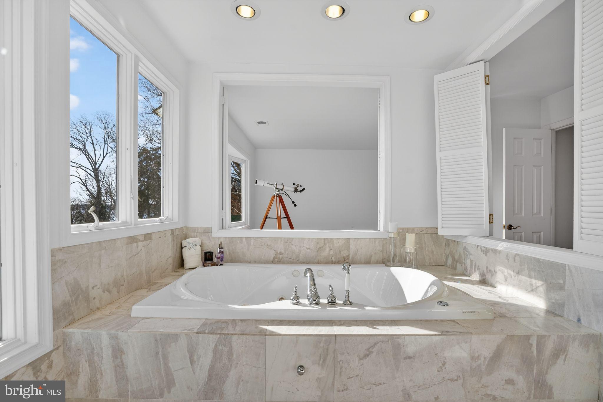 INDIAN QUEEN OVERLOOK - Residential