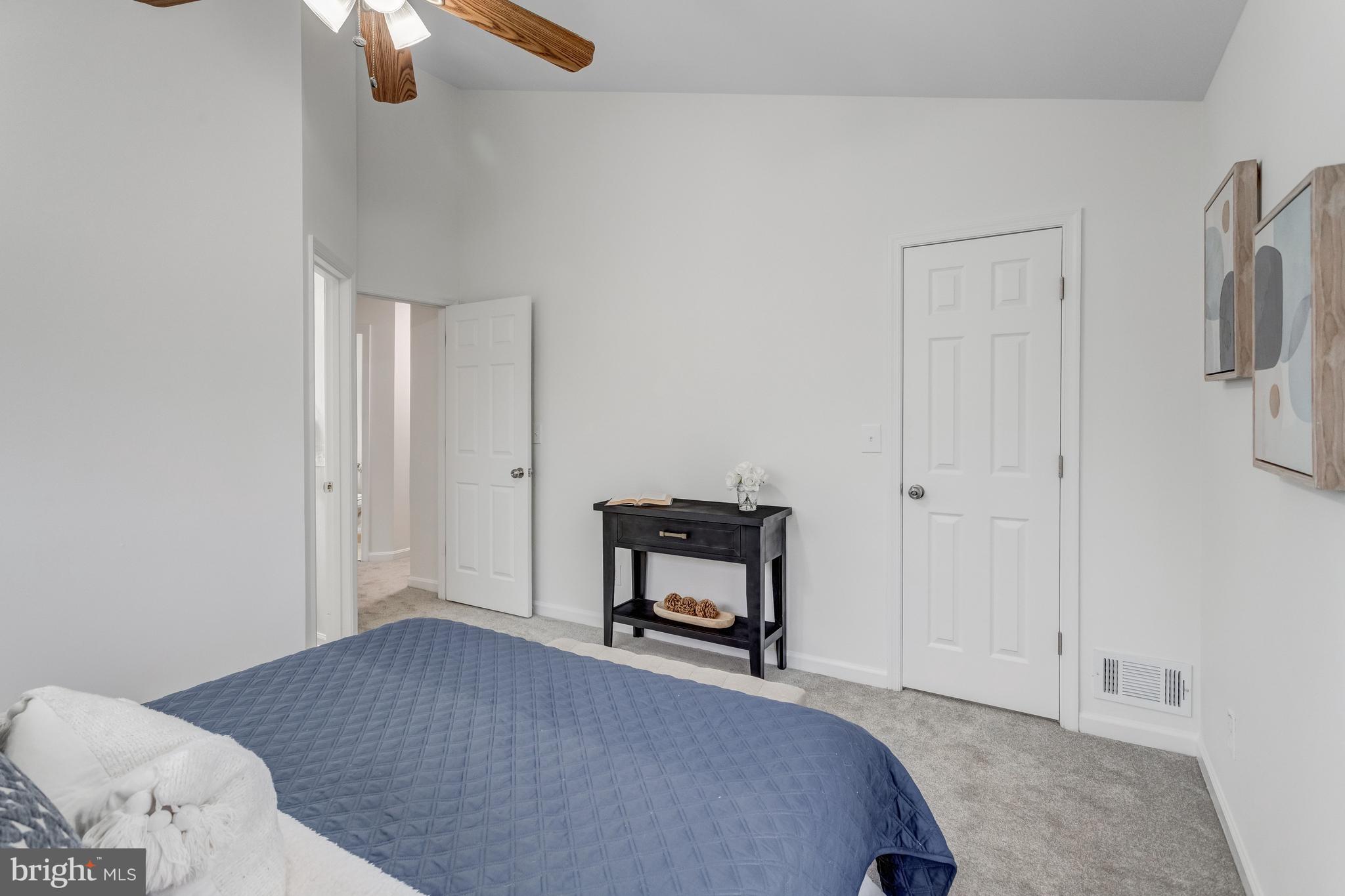 SOUTHLAKE AT MONTCLAIR - Residential