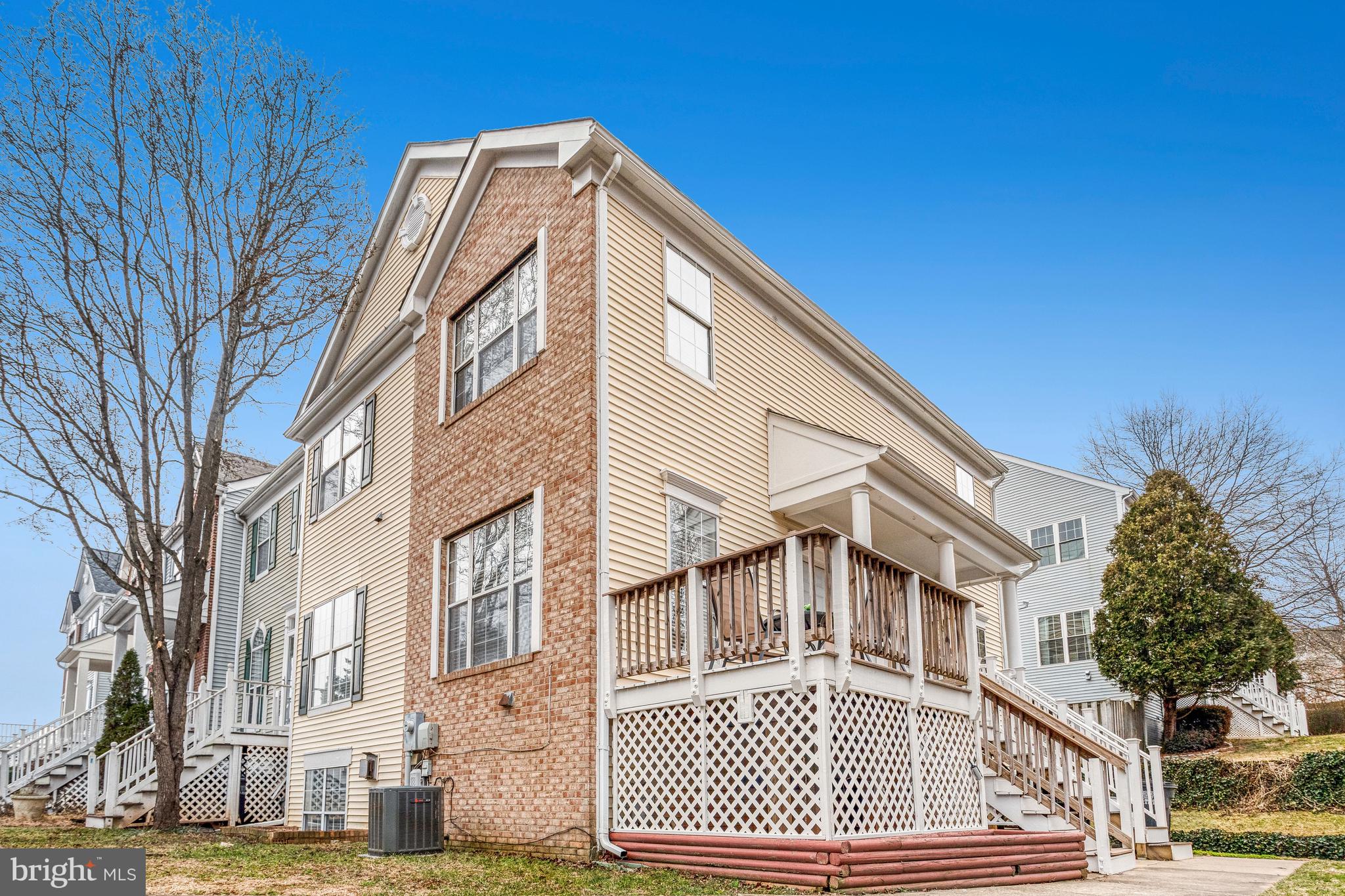 SOUTHLAKE AT MONTCLAIR - Residential