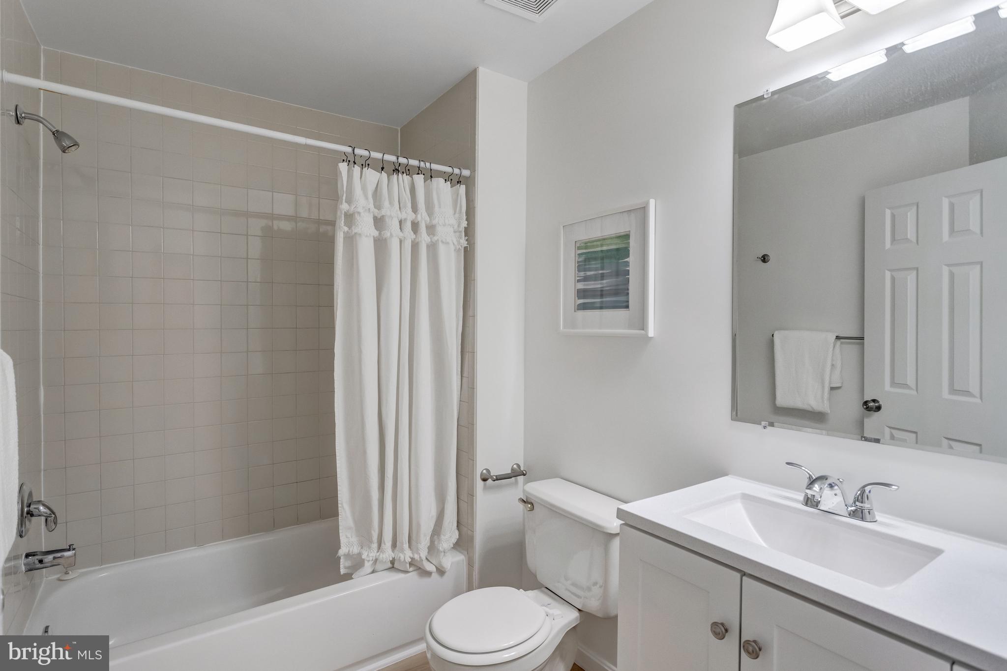 SOUTHLAKE AT MONTCLAIR - Residential