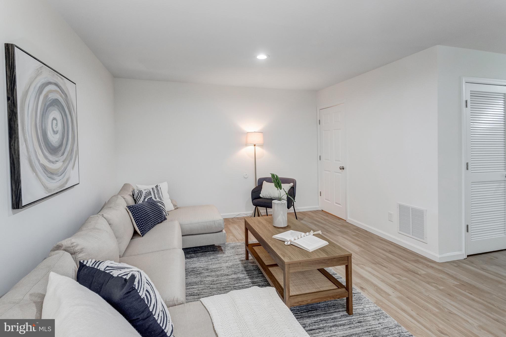 SOUTHLAKE AT MONTCLAIR - Residential