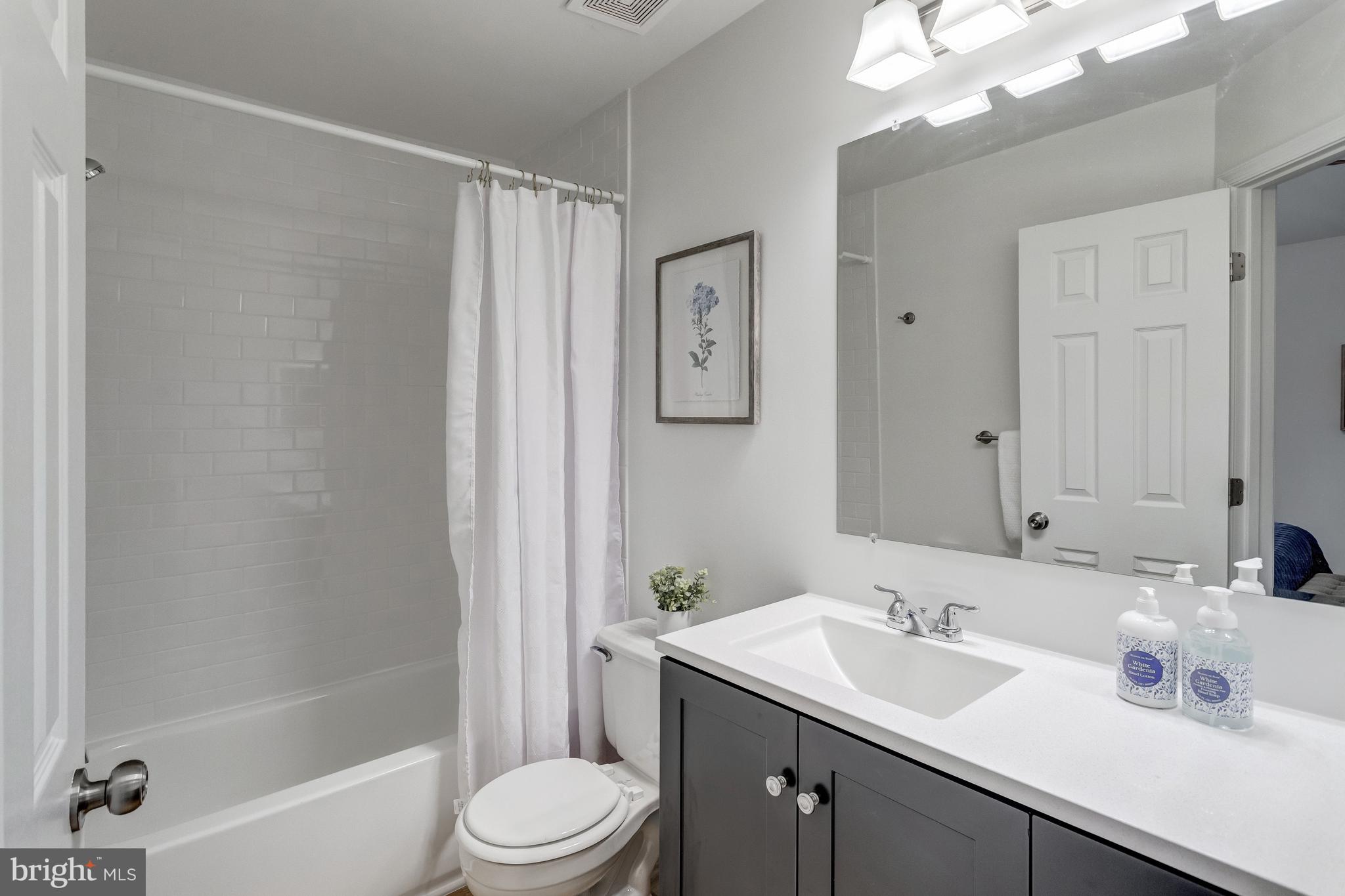 SOUTHLAKE AT MONTCLAIR - Residential