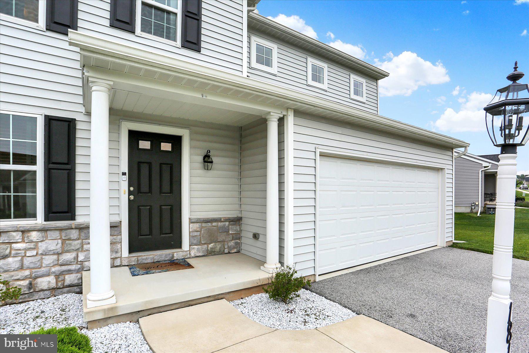 1816 FOUNTAIN ROCK DRIVE
