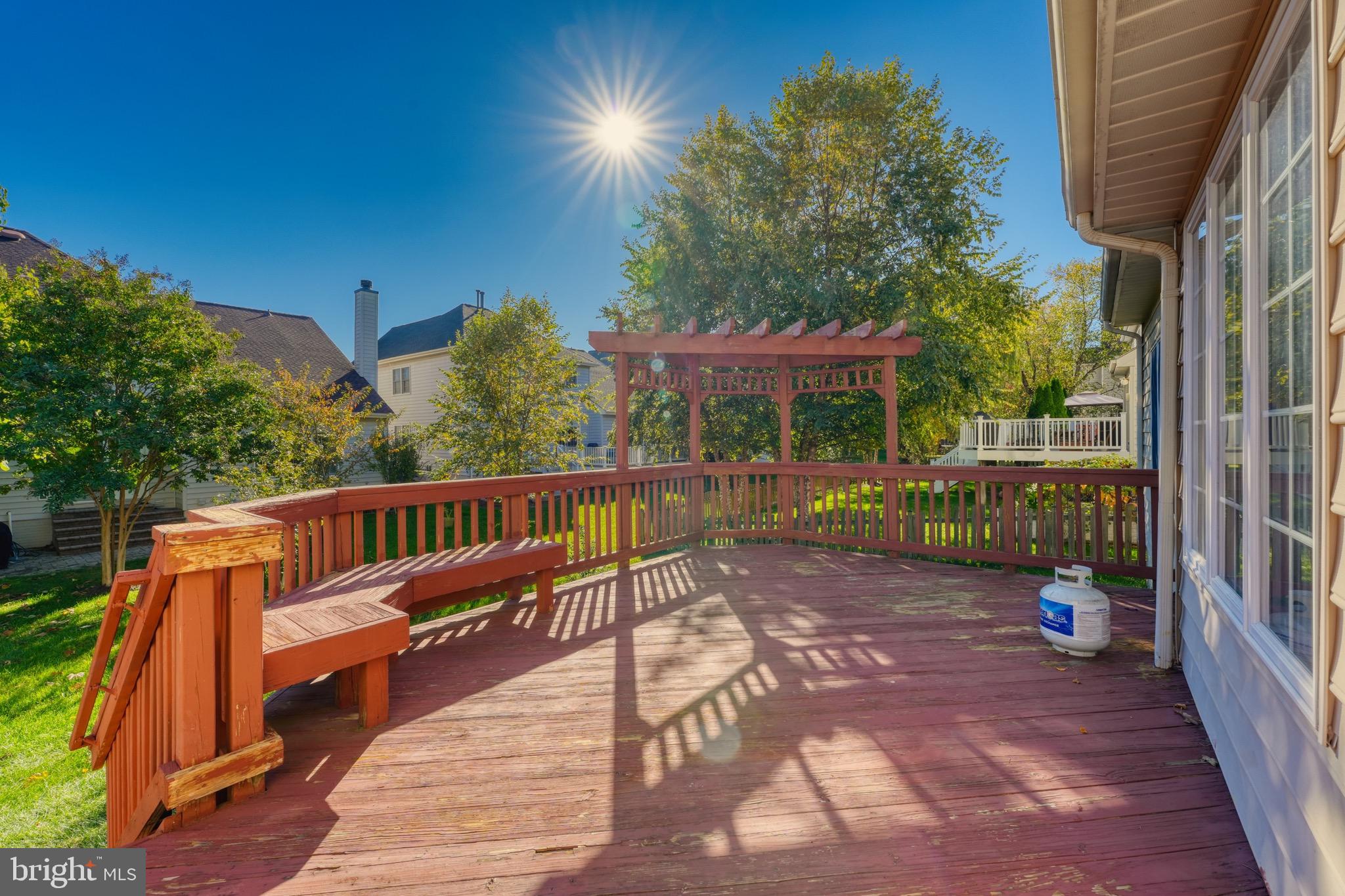 SOUTH RIDING - Residential