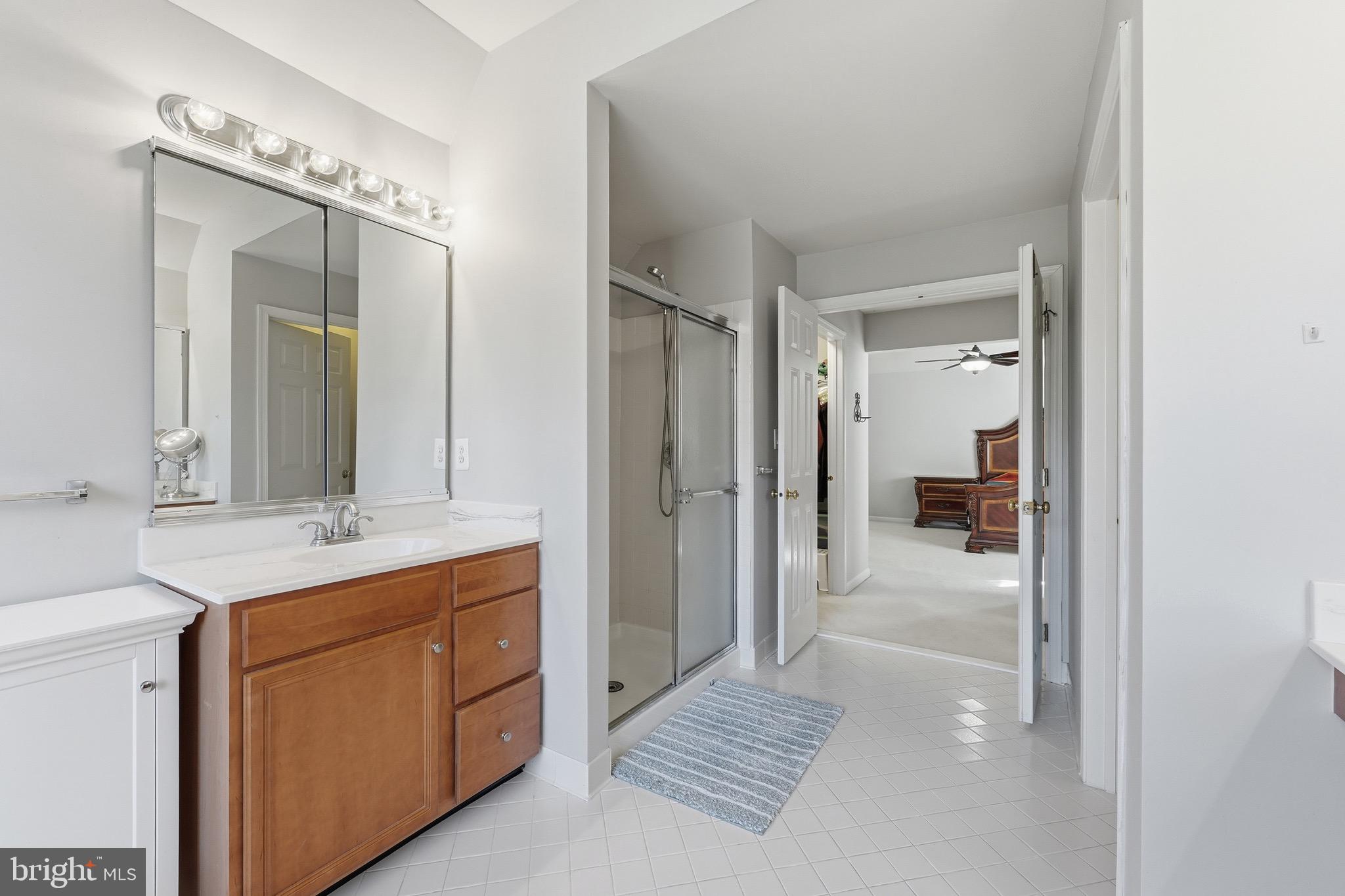 SOUTH RIDING - Residential