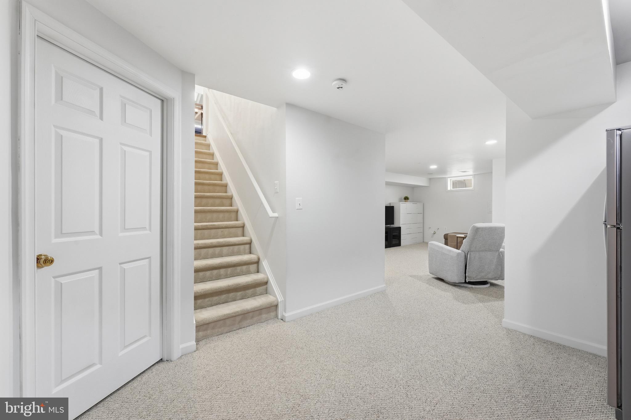 SOUTH RIDING - Residential