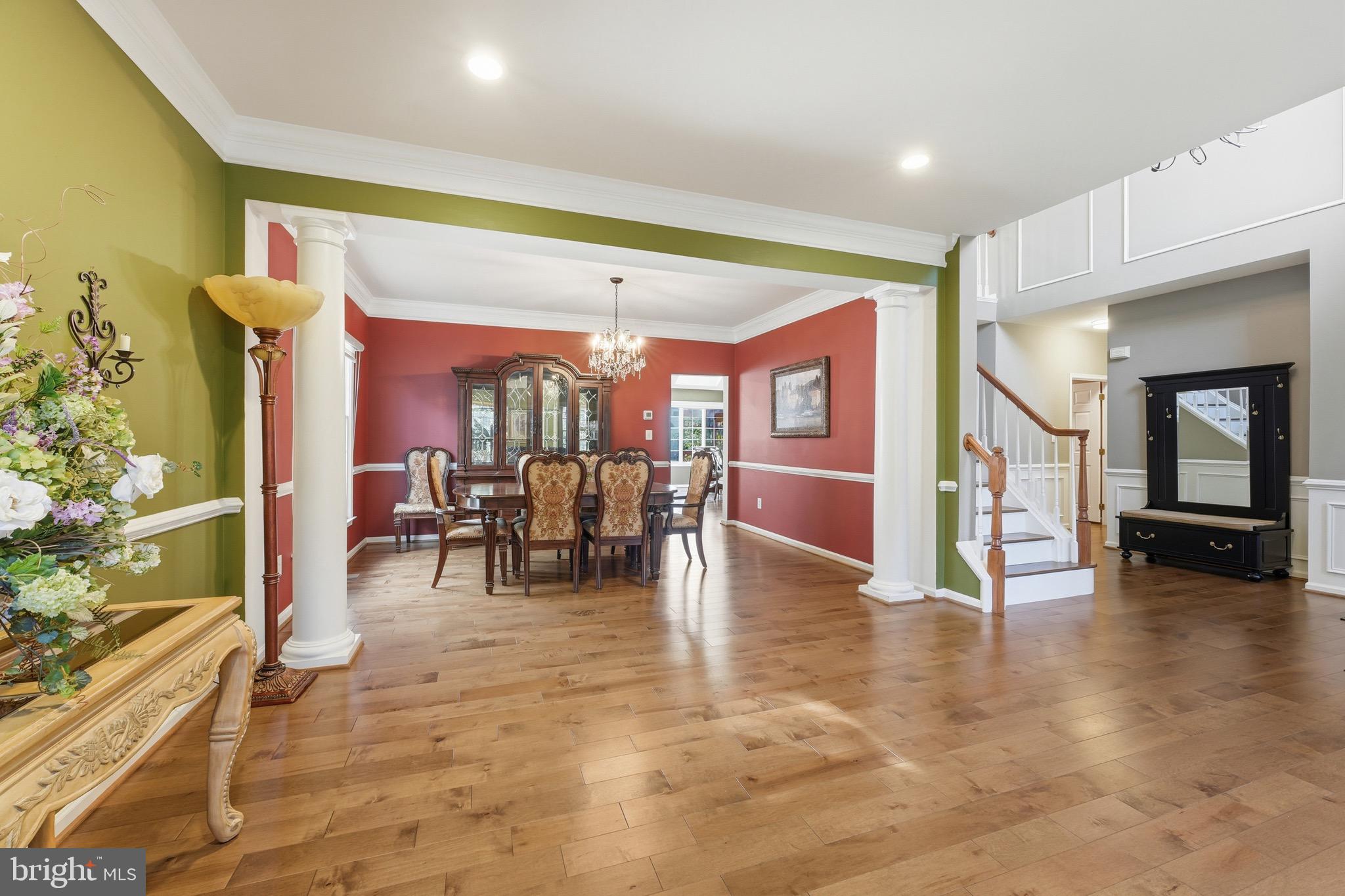 SOUTH RIDING - Residential