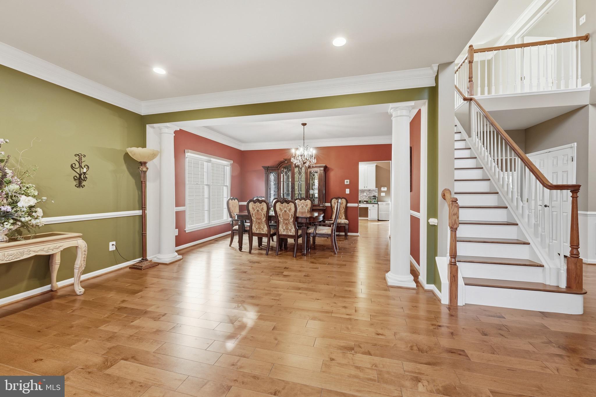 SOUTH RIDING - Residential