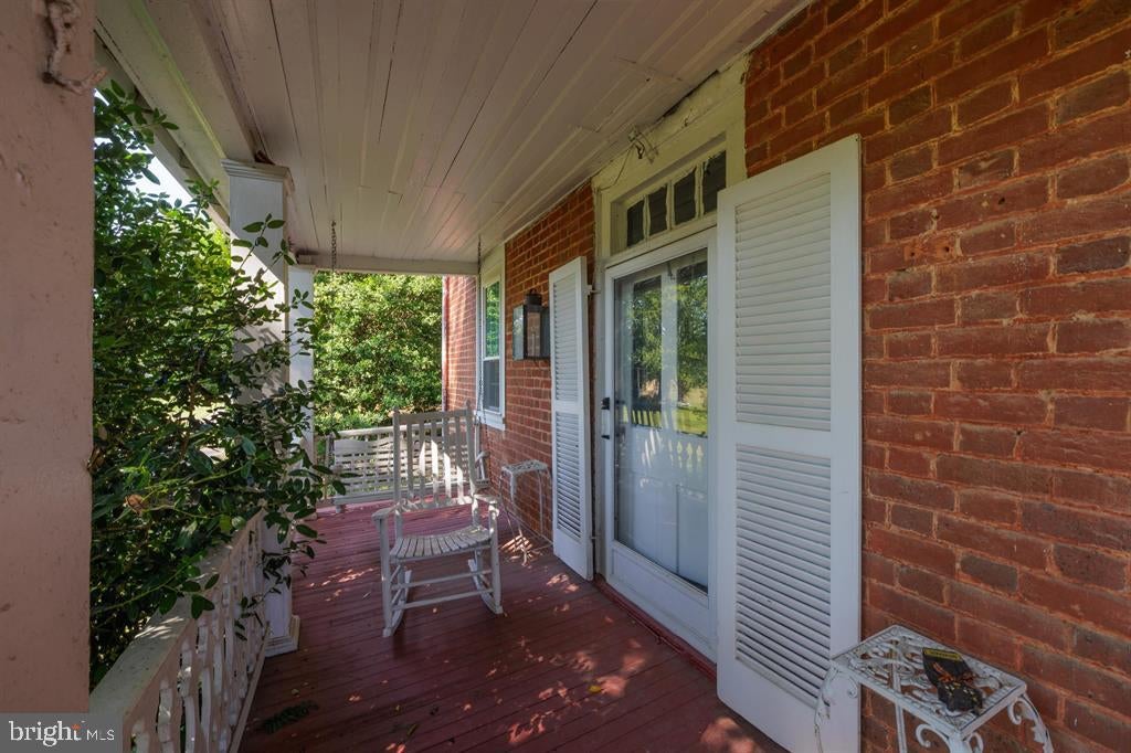 168 LAMBERT LANE