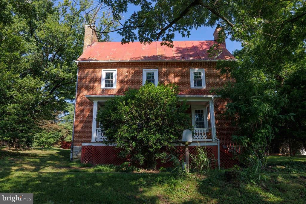 168 LAMBERT LANE