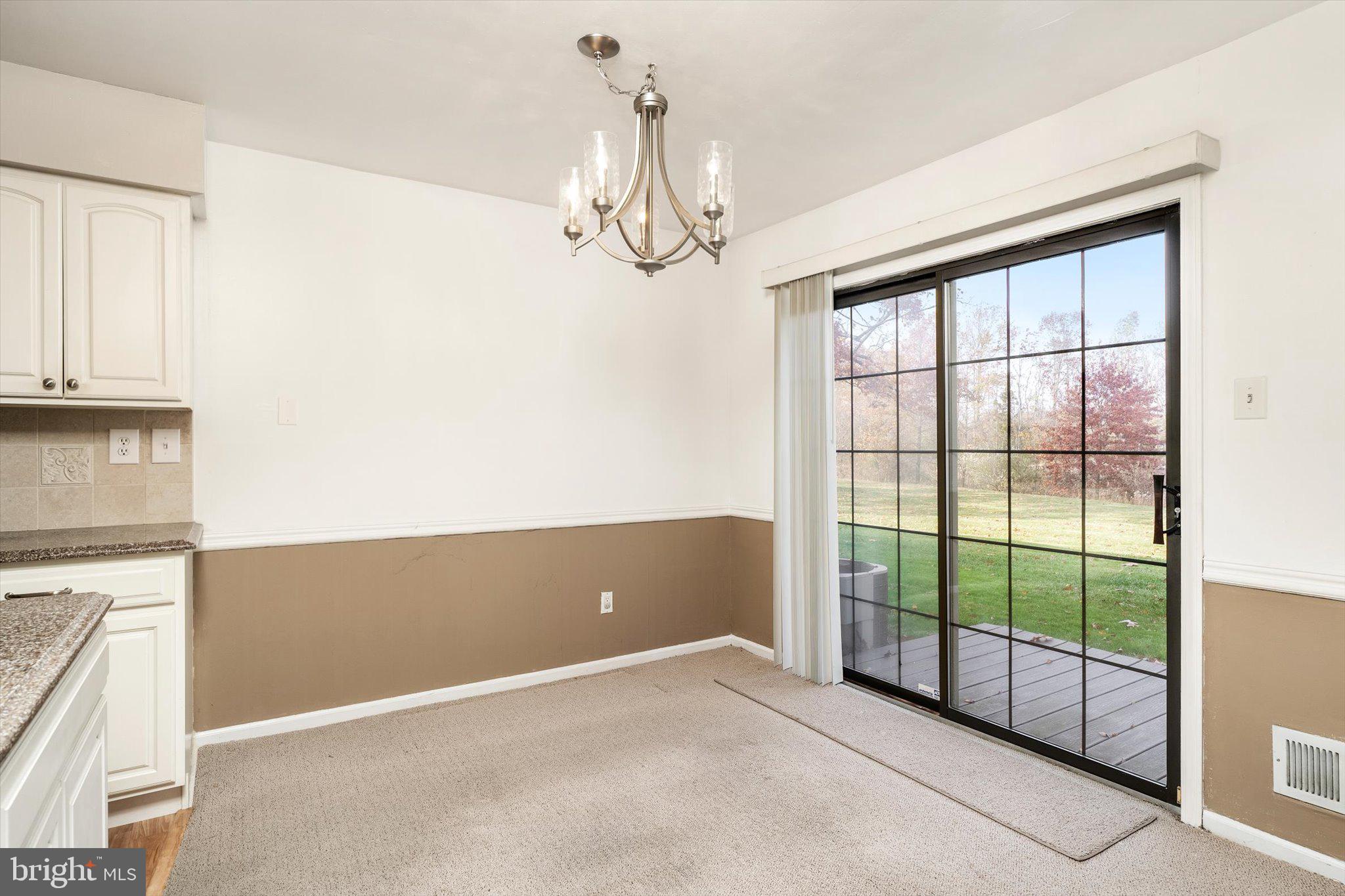 SHARON MEWS - Residential