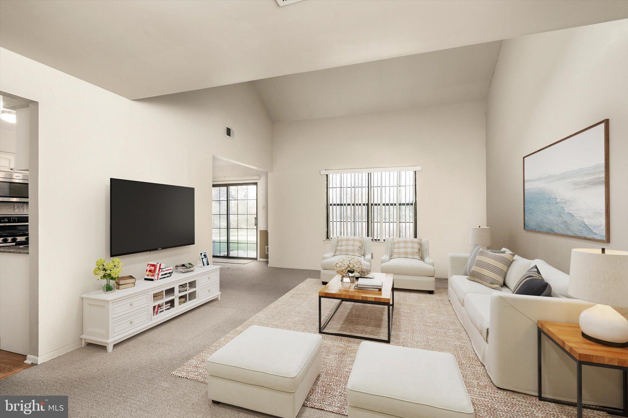 SHARON MEWS - Residential